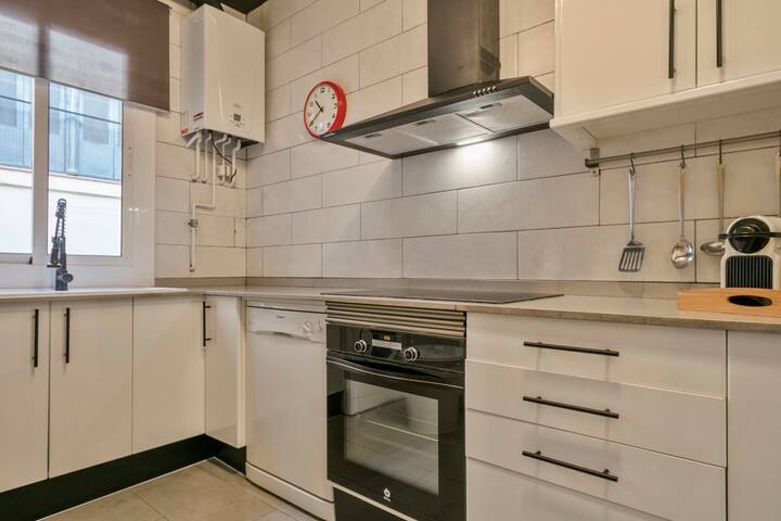 Sweett | Midtown Mir gallery image 3