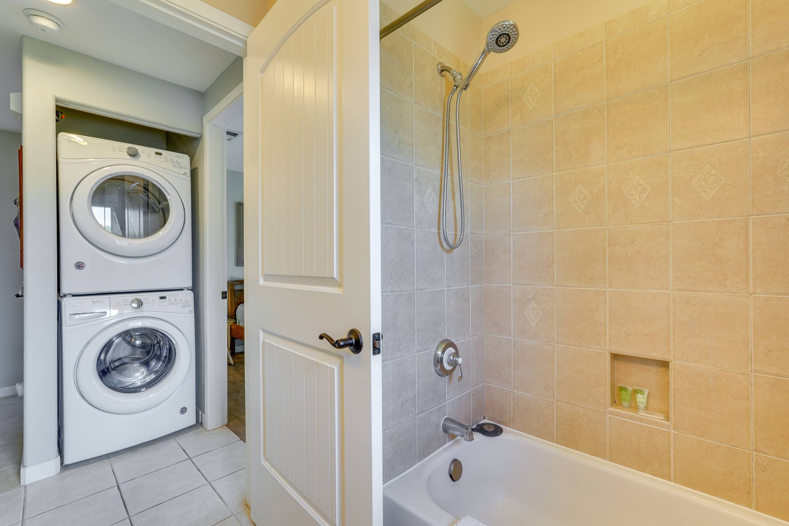 Condo in Waimea · ★4.96 · 3 bedrooms · 4 beds · 2 baths - Image 21