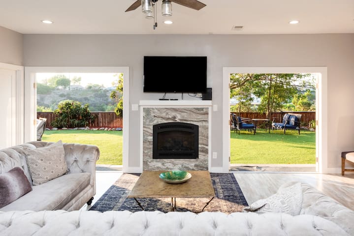 7 BR Canyon Views Hot Tub Pool Table Location