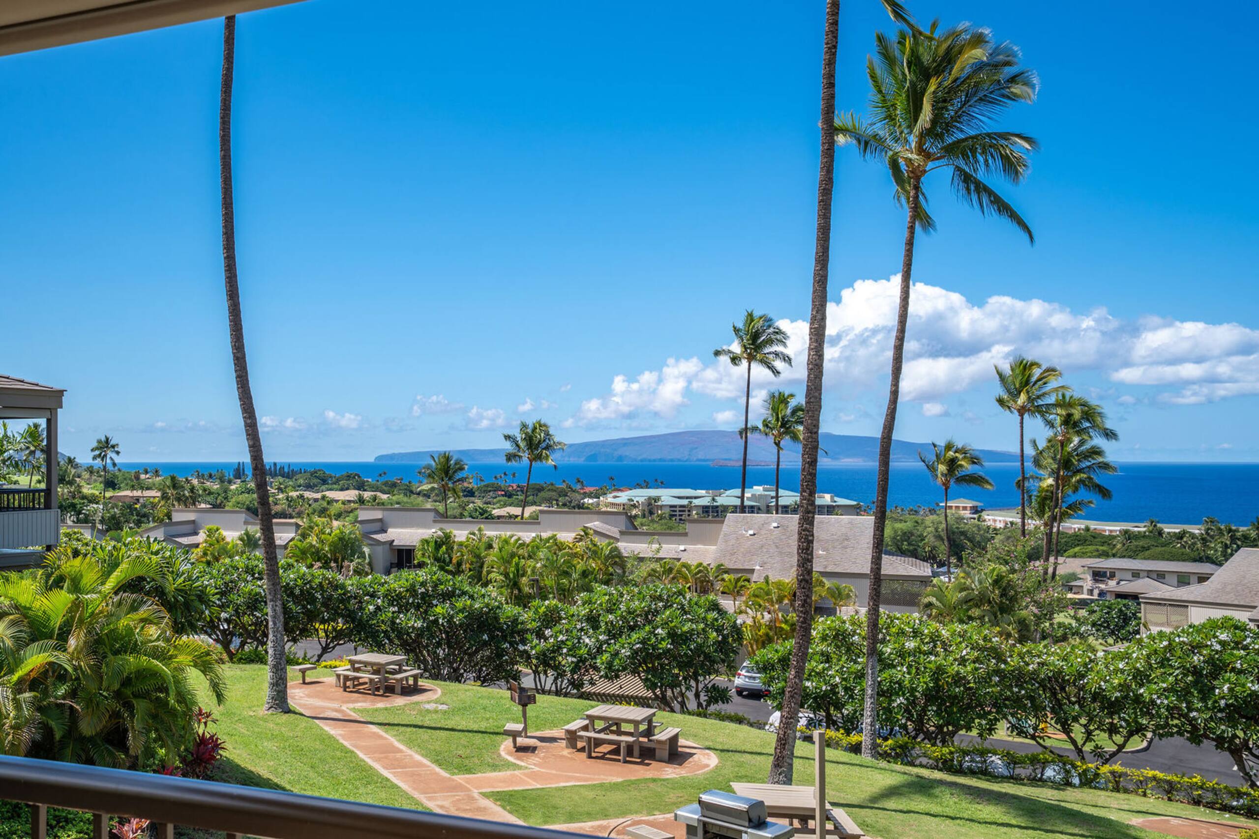 Condo in Wailea · ★4.64 · 2 bedrooms · 3 beds · 2.5 baths - Image 42