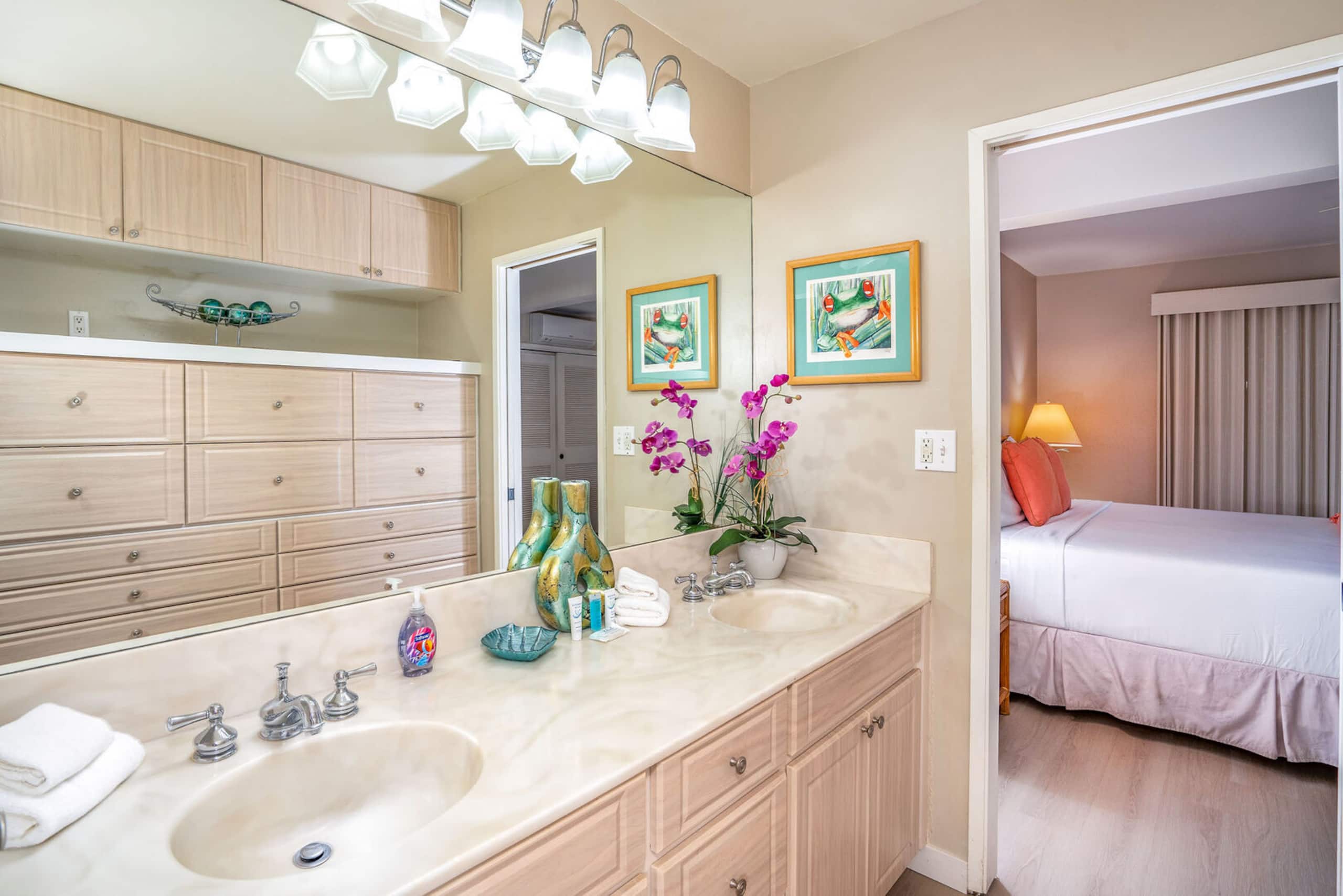 Condo in Wailea · ★4.64 · 2 bedrooms · 3 beds · 2.5 baths - Image 31