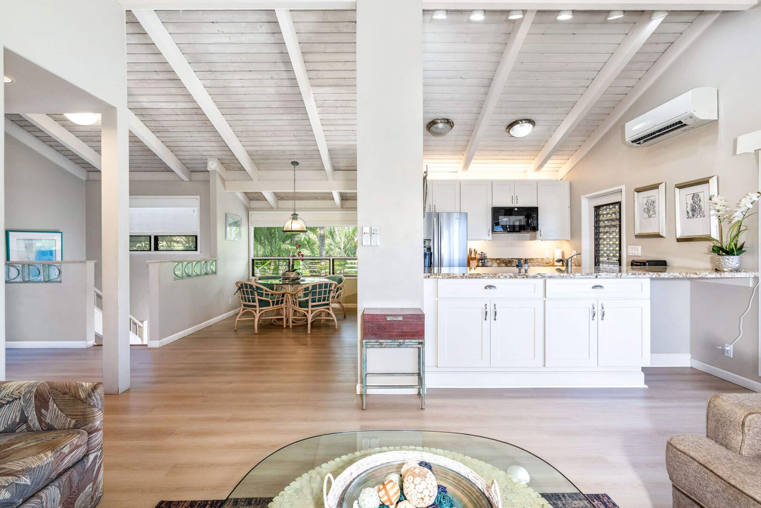 Condo in Wailea · ★4.64 · 2 bedrooms · 3 beds · 2.5 baths - Image 12