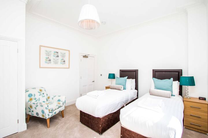 Beaufort House 2 Bedroom Executive gallery image 5