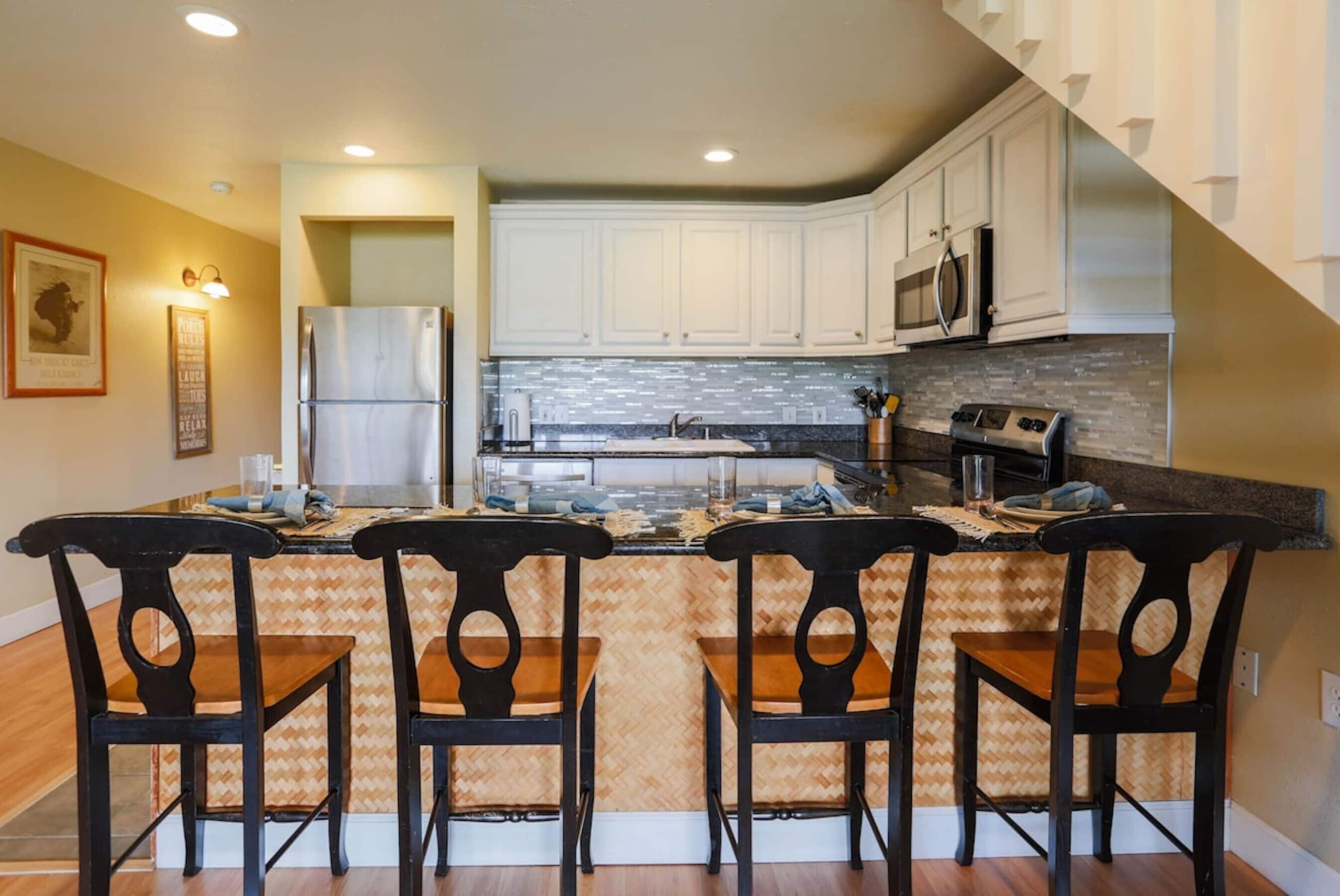 Condo in Kahuku · ★4.45 · 2 bedrooms · 4 beds · 1.5 private baths - Image 13