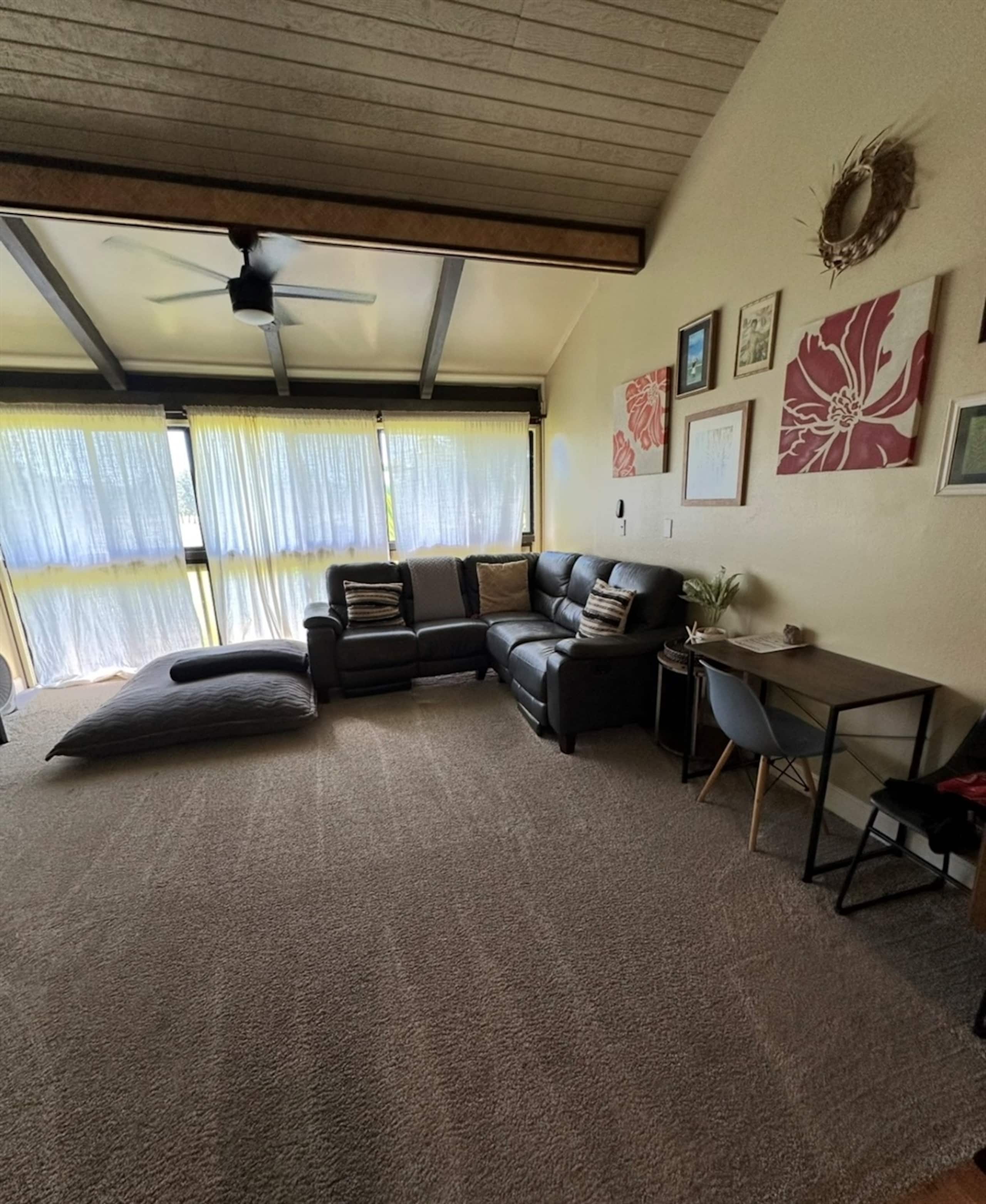 Condo in Kahuku · ★4.45 · 2 bedrooms · 4 beds · 1.5 private baths - Image 35