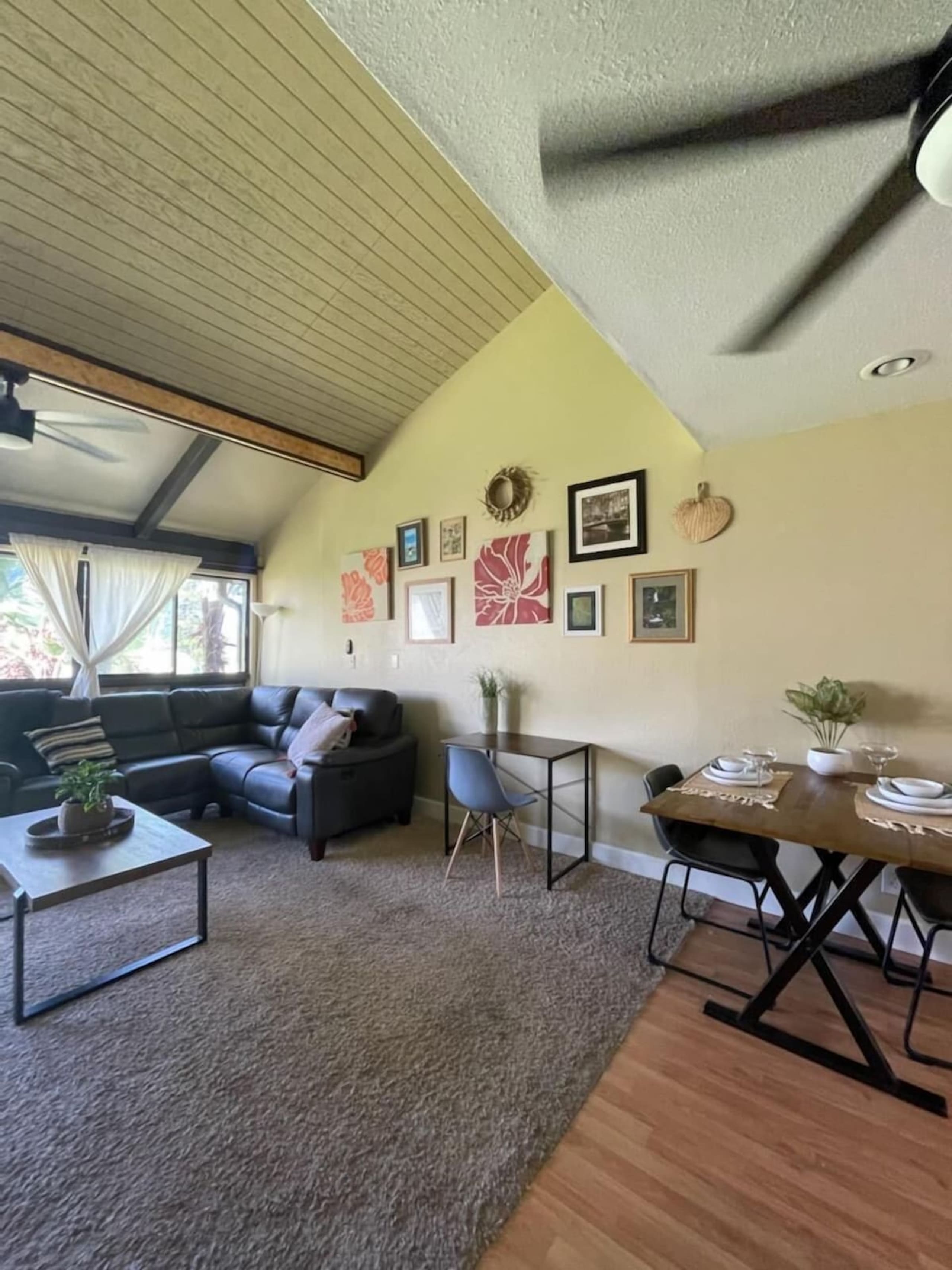 Condo in Kahuku · ★4.45 · 2 bedrooms · 4 beds · 1.5 private baths - Image 8