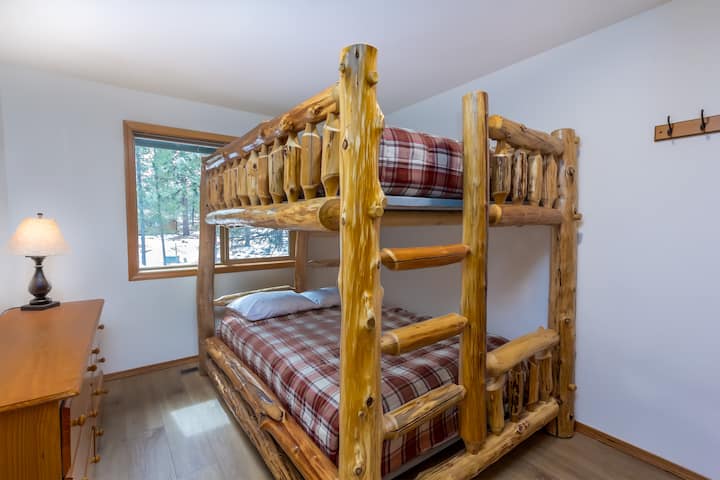 Chumba cha Malkia/Malkia cha Ghorofa - Ghorofa ya Juu