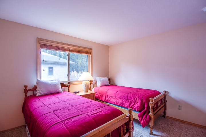 Chumba cha kulala cha watu wawili cha ghorofani