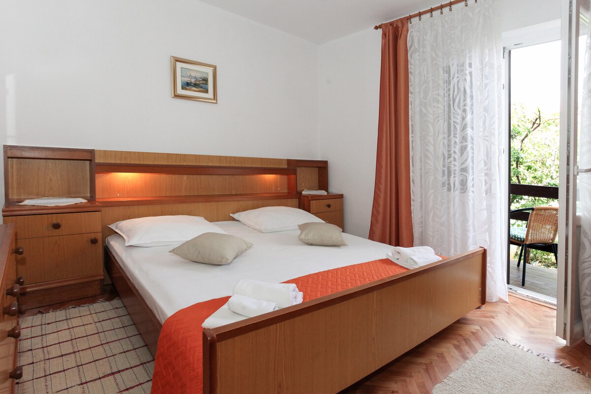 חדר שינה 2, שטח: 18 מ"ר.