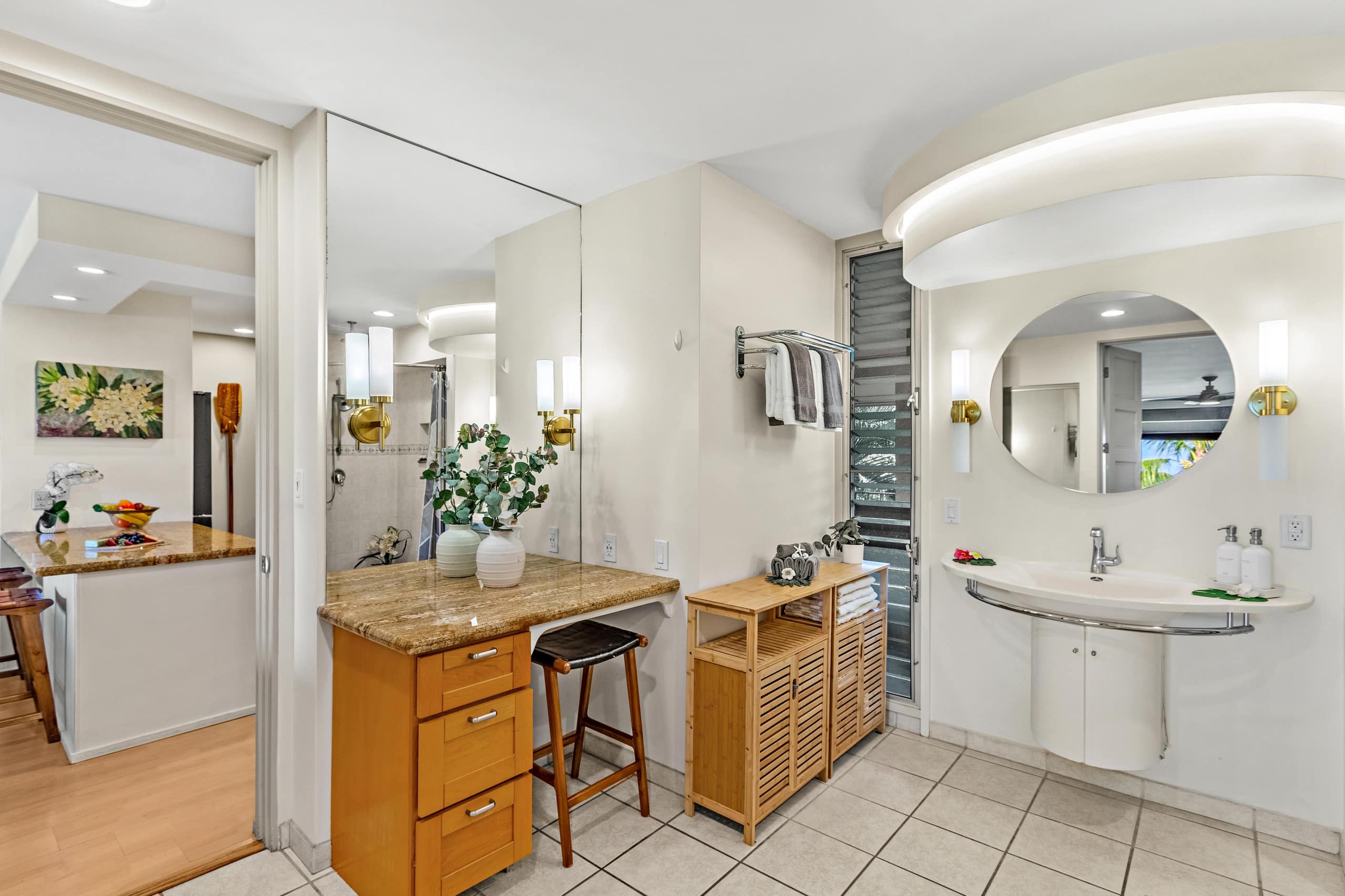 Condo in Kaanapali · ★4.61 · 1 bedroom · 2 beds · 1 bath - Image 8