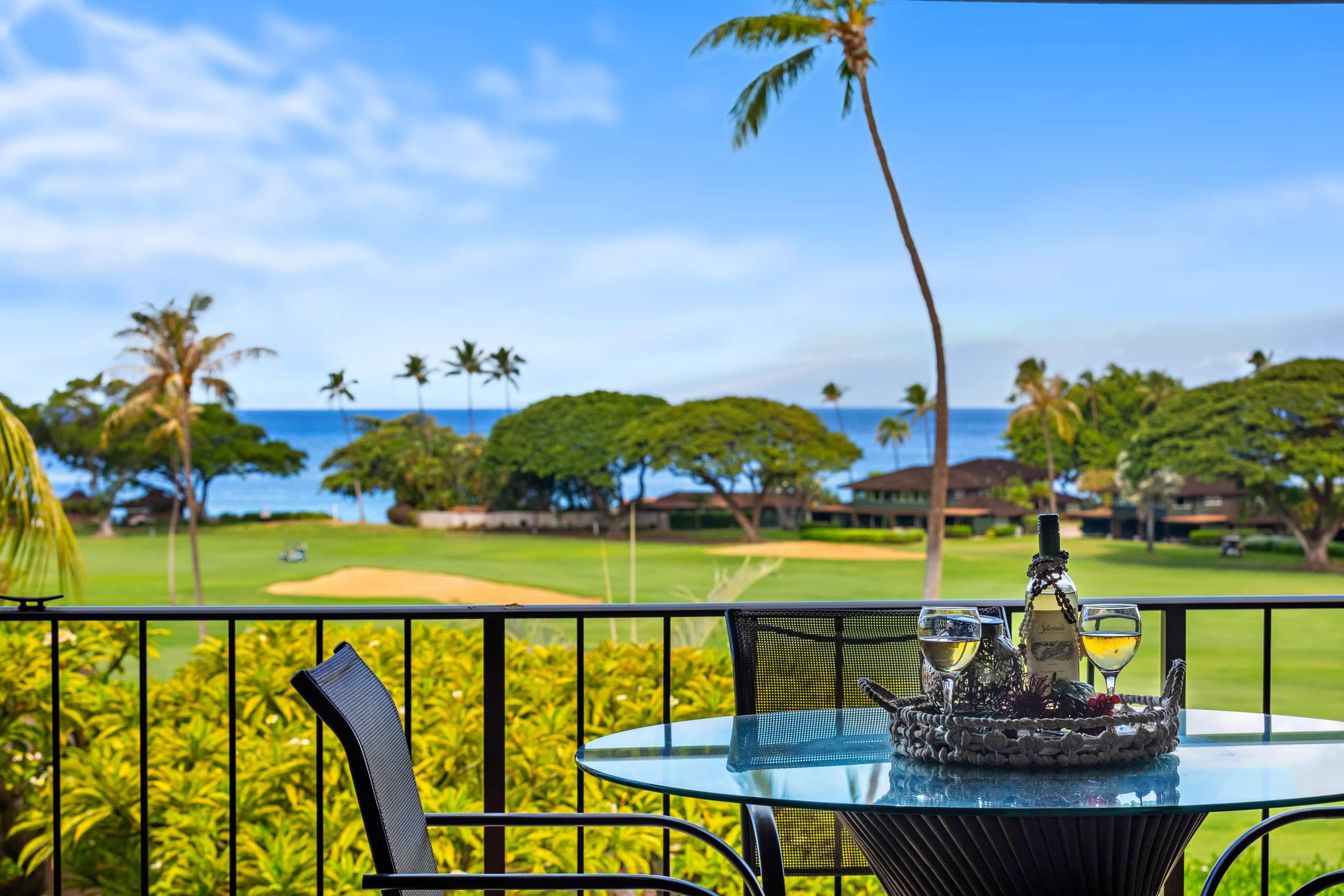 Condo in Kaanapali · ★4.61 · 1 bedroom · 2 beds · 1 bath - Image 1