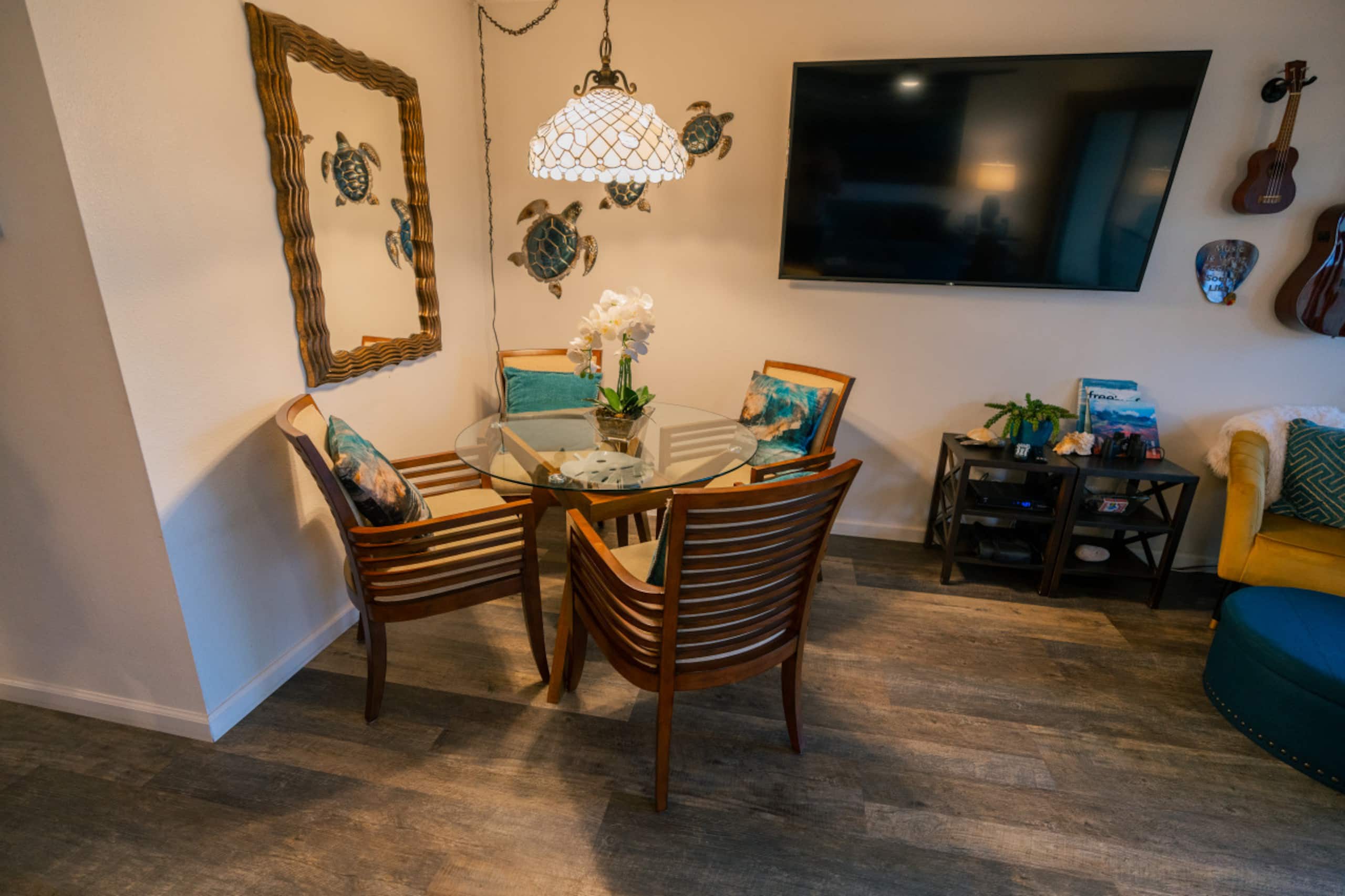 Condo in Kihei · ★4.91 · 1 bedroom · 2 beds · 2 private baths - Image 5