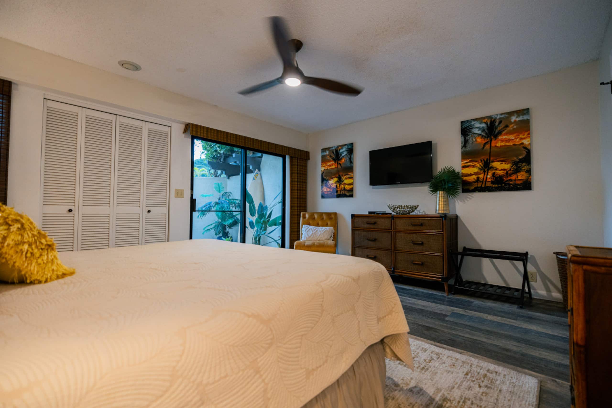 Condo in Kihei · ★4.91 · 1 bedroom · 2 beds · 2 private baths - Image 12