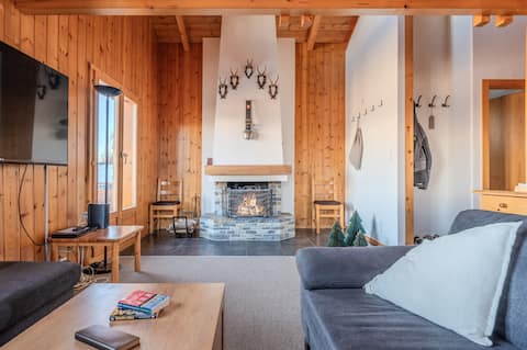 Fontannets 008 Quiet & Superior chalet 10 pers