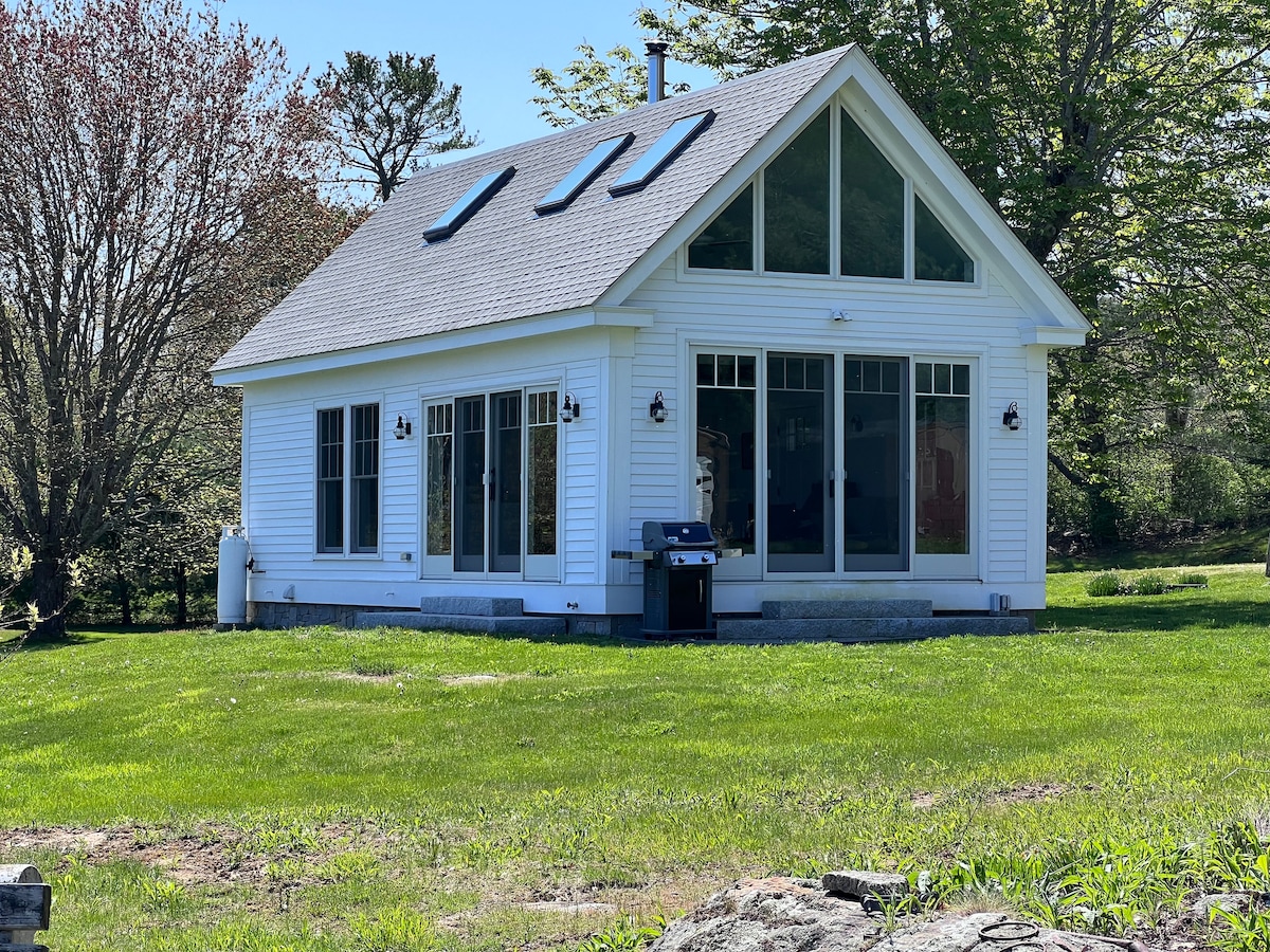 Situated on 3.5 acres of Card Cove Cottages for Rent in Harpswell