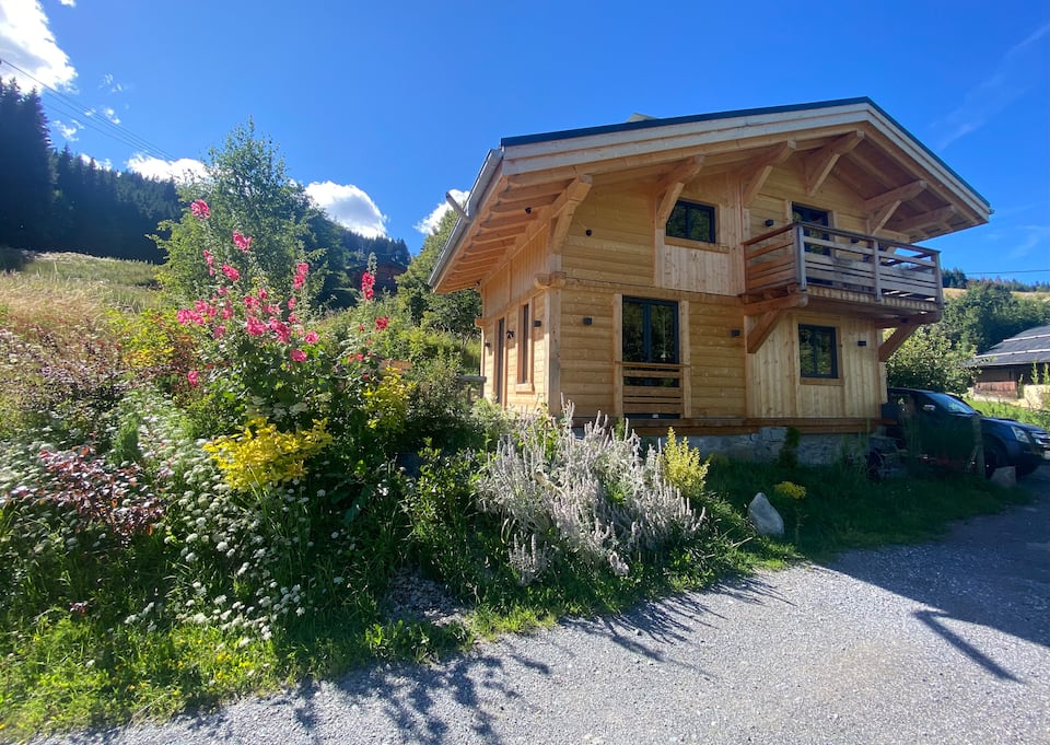 A timber chalet on the Megève slopes, Megève, Auvergne-Rhône-Alpes, France, photo 10 of 10