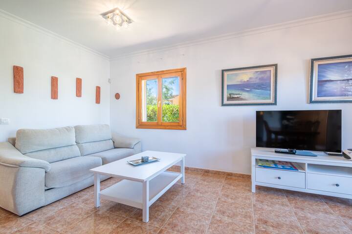 Que Bo gallery image 4