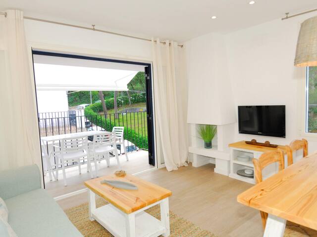 Refurbished appartment in the center of Calella