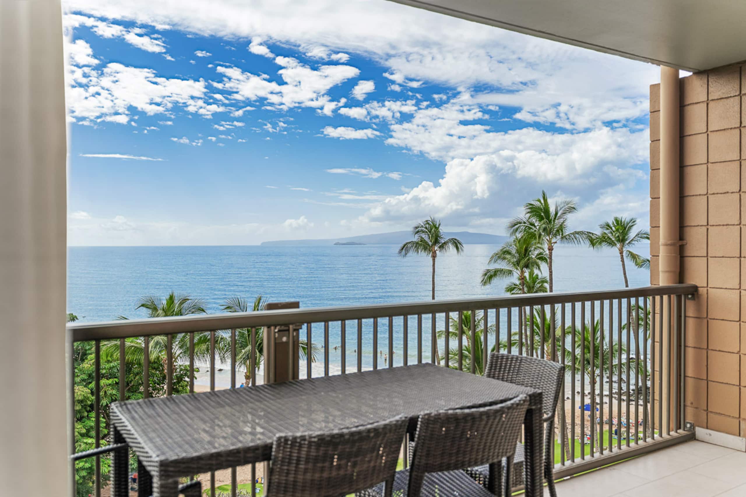 Condo in Kihei · ★5.0 · 2 bedrooms · 3 beds · 2 baths - Image 31