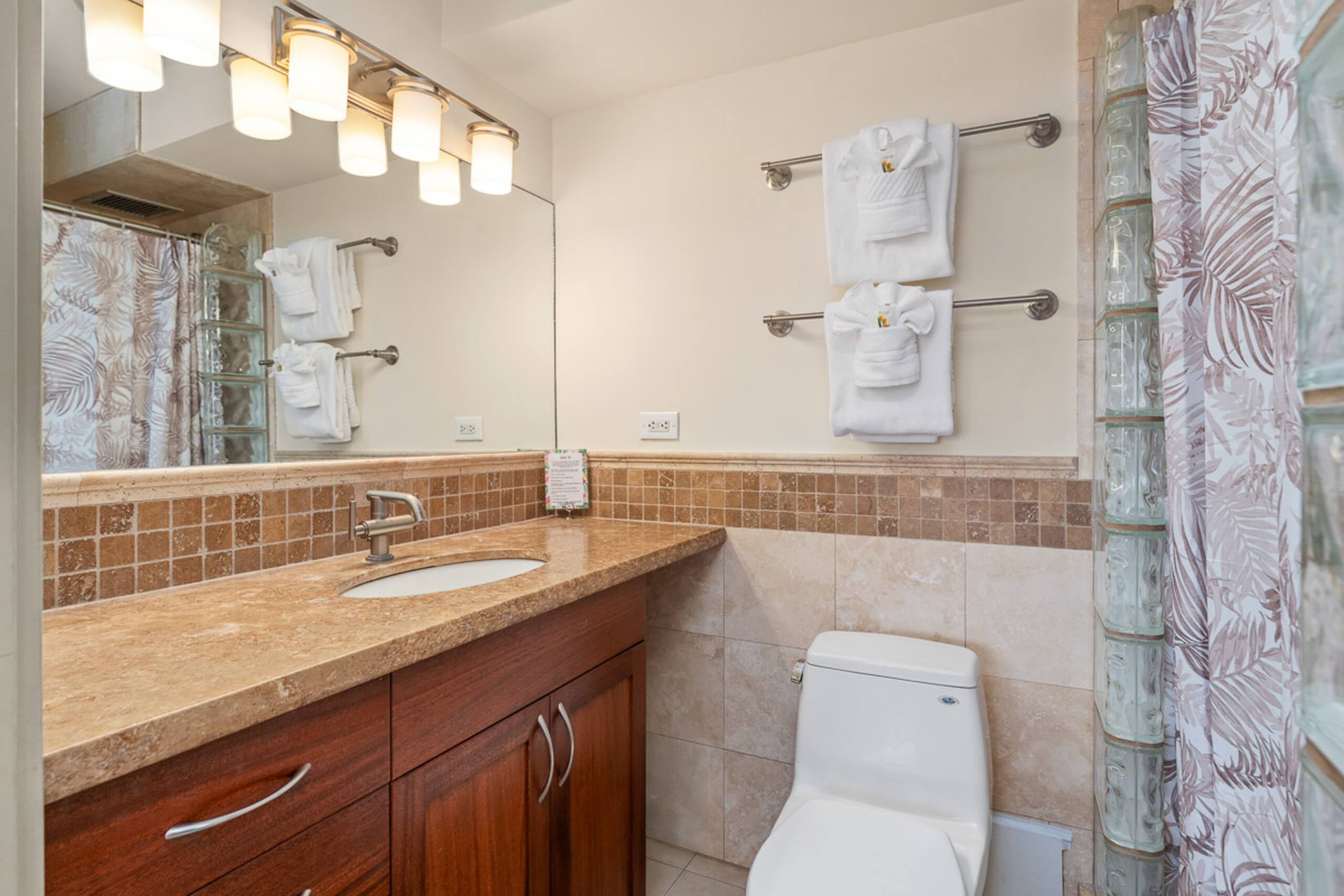 Condo in Kihei · ★5.0 · 2 bedrooms · 3 beds · 2 baths - Image 44