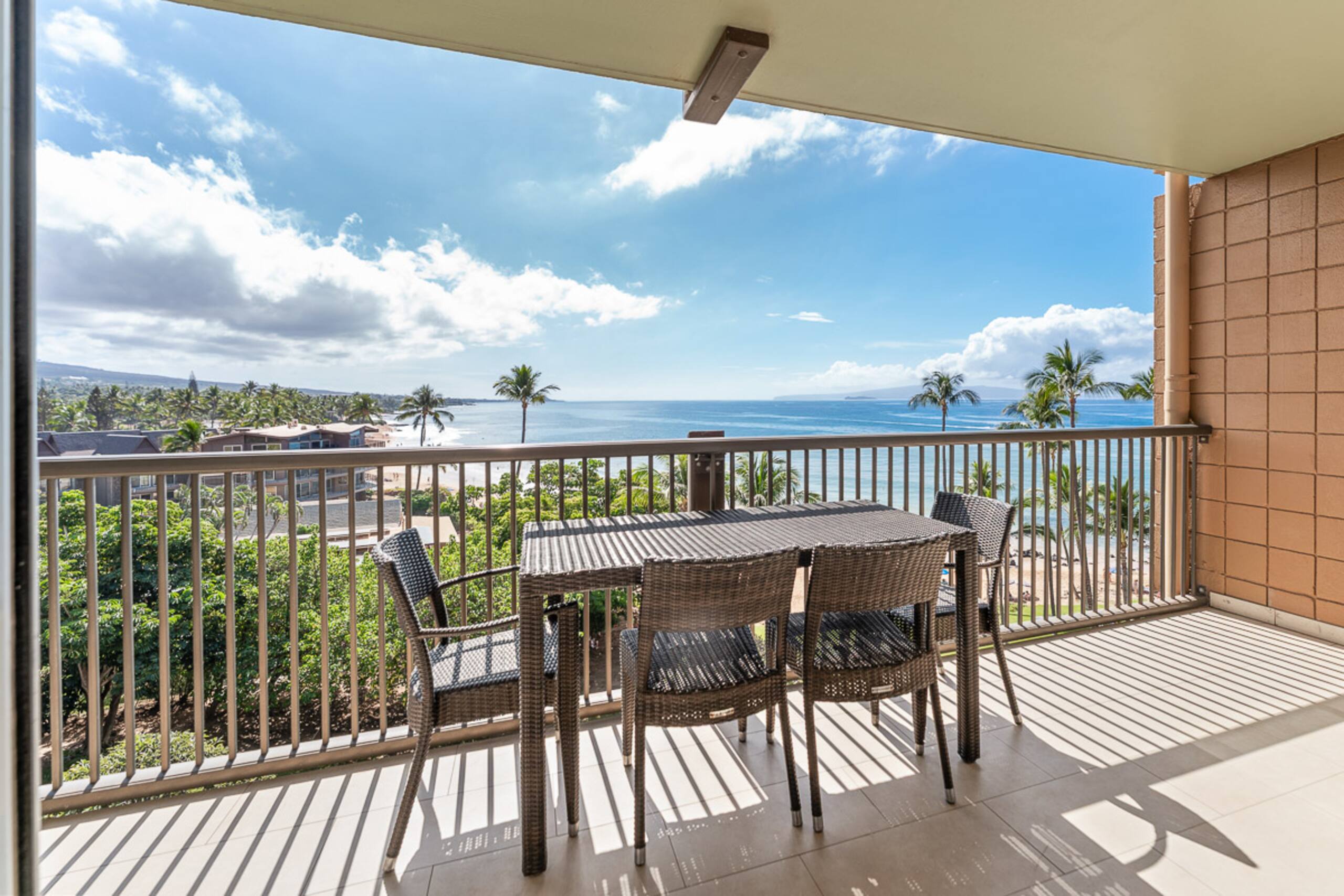Condo in Kihei · ★5.0 · 2 bedrooms · 3 beds · 2 baths - Image 37