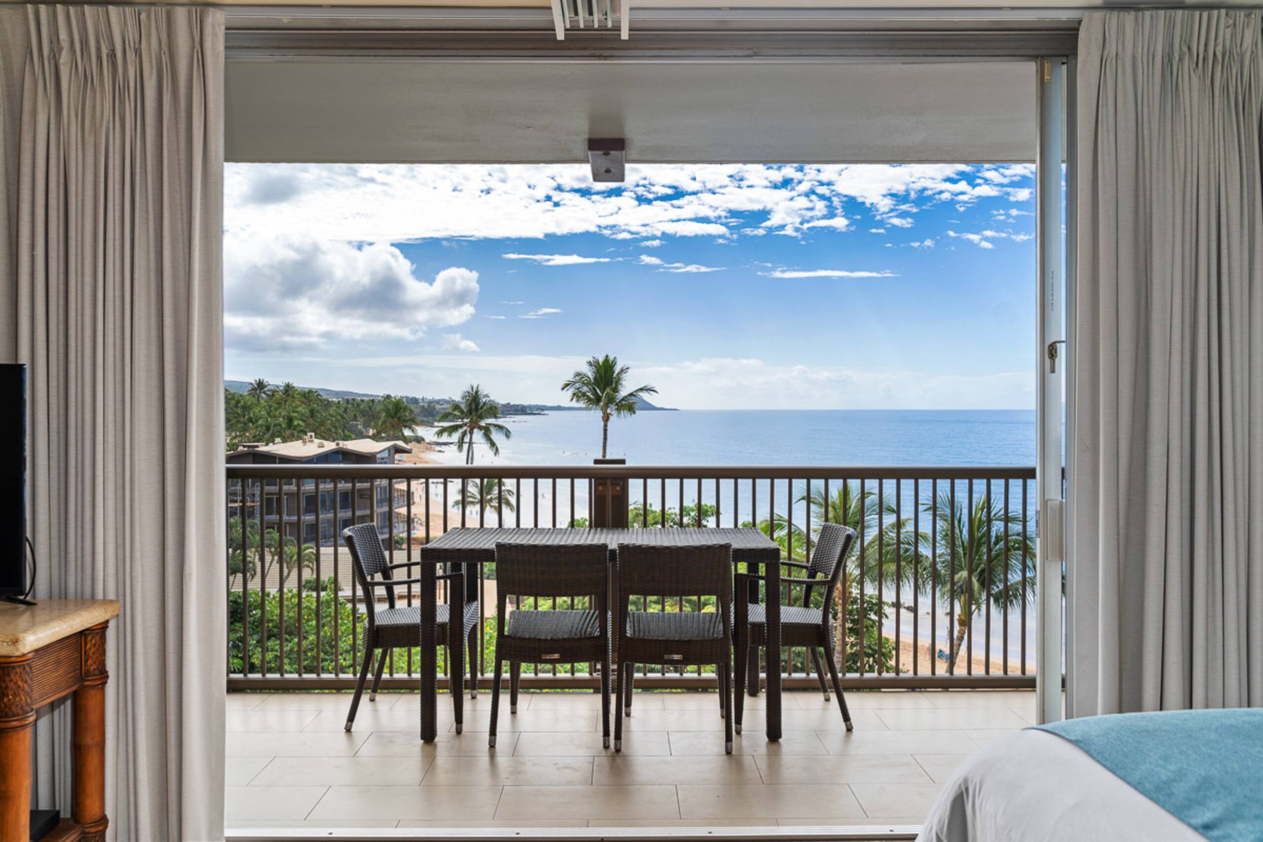Condo in Kihei · ★5.0 · 2 bedrooms · 3 beds · 2 baths - Image 7