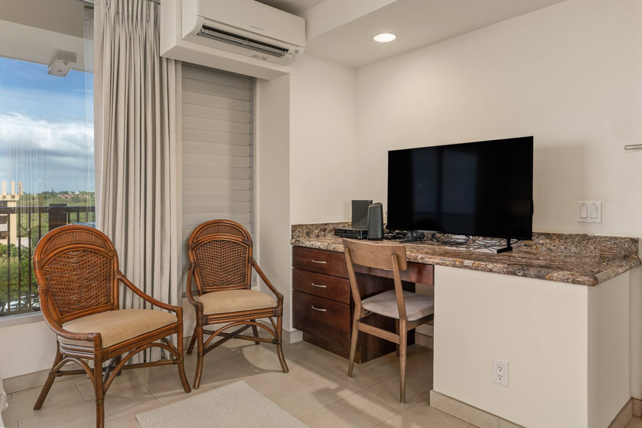 Condo in Kihei · ★5.0 · 2 bedrooms · 3 beds · 2 baths - Image 42