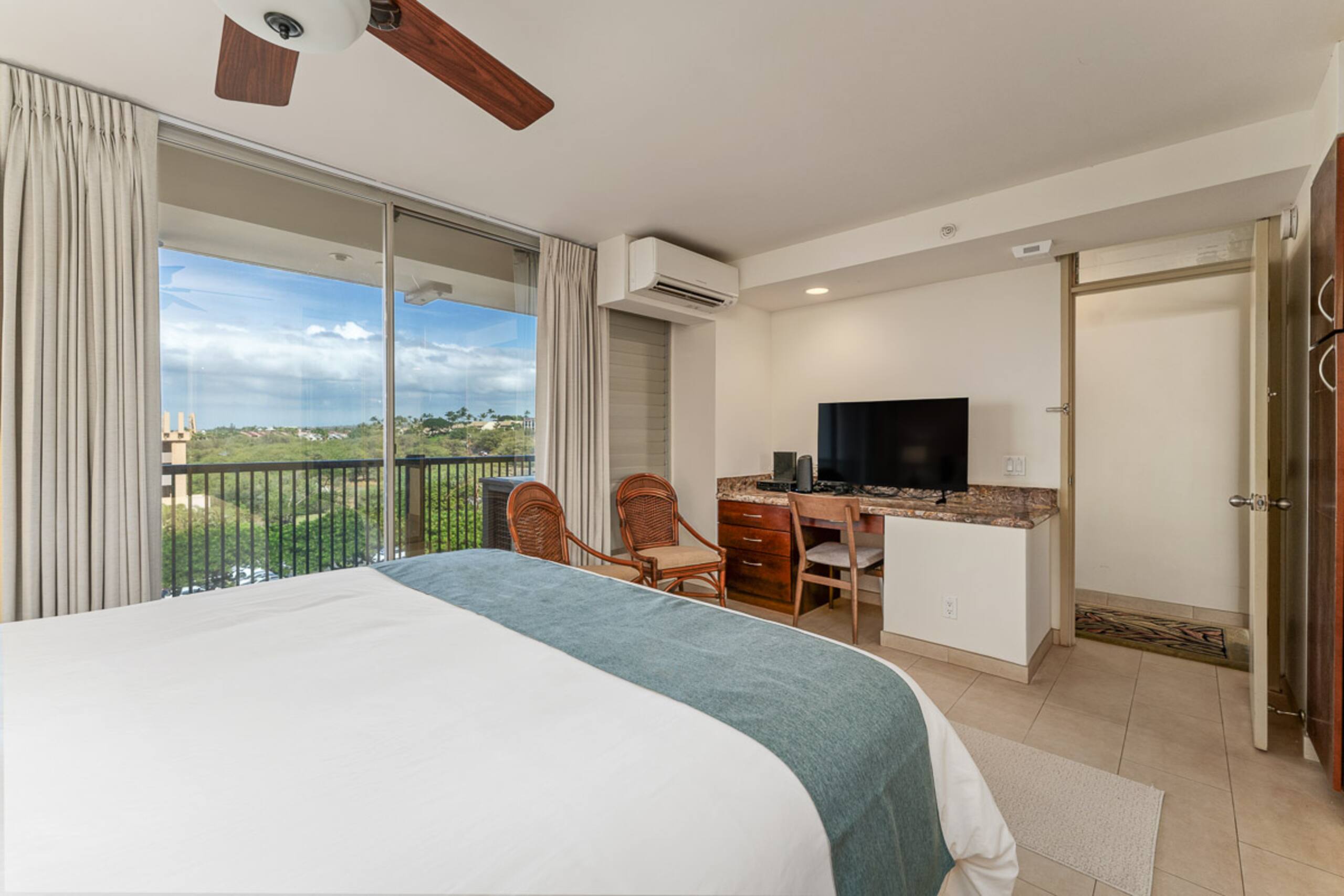 Condo in Kihei · ★5.0 · 2 bedrooms · 3 beds · 2 baths - Image 41