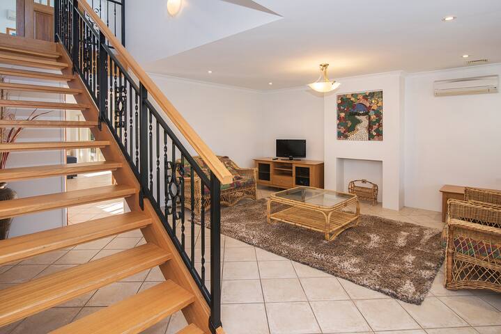 House 06 – Tranquility Dunsborough gallery image 3