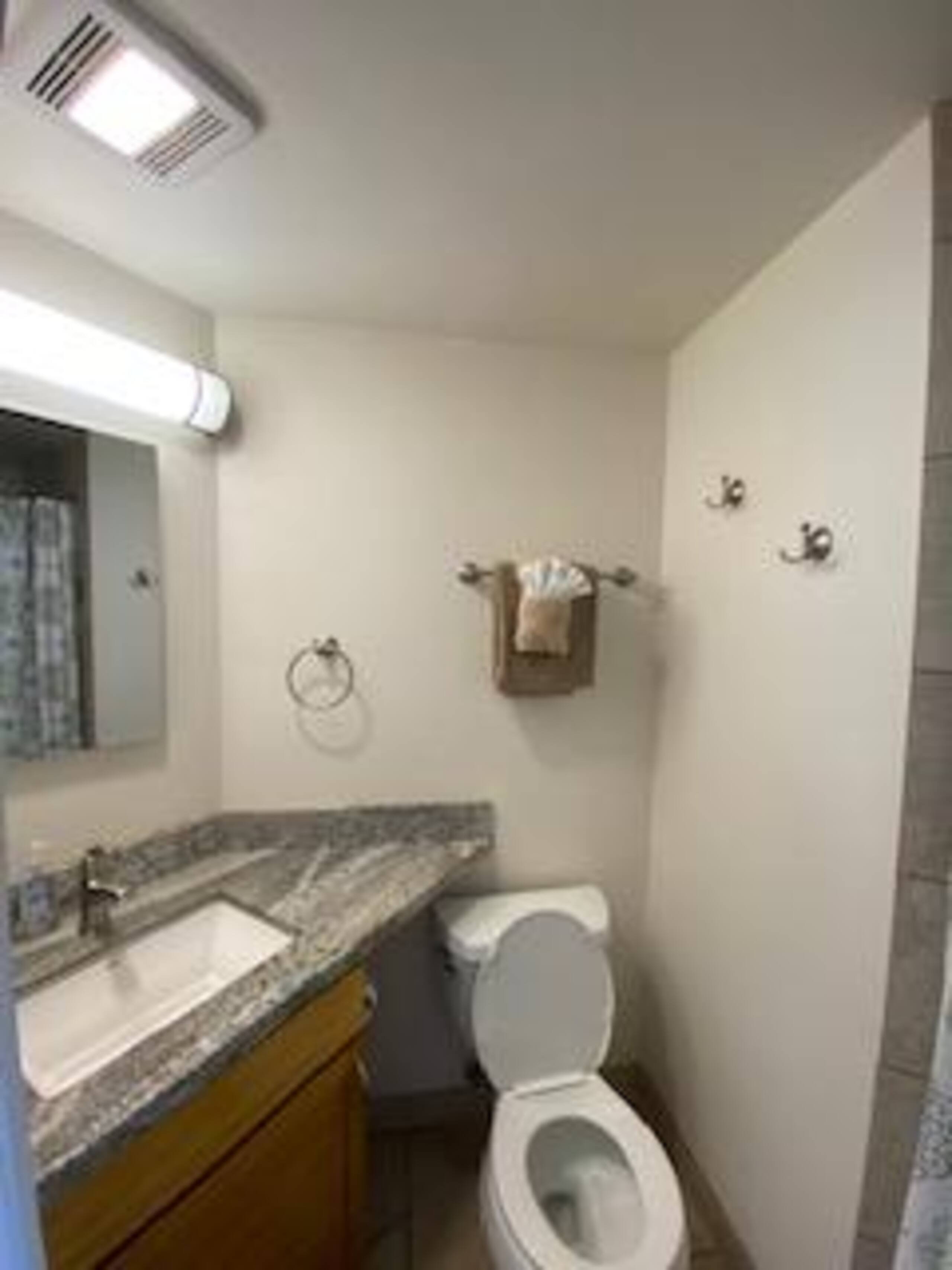 Condo in Kihei · ★4.13 · 1 bedroom · 3 beds · 2 baths - Image 13
