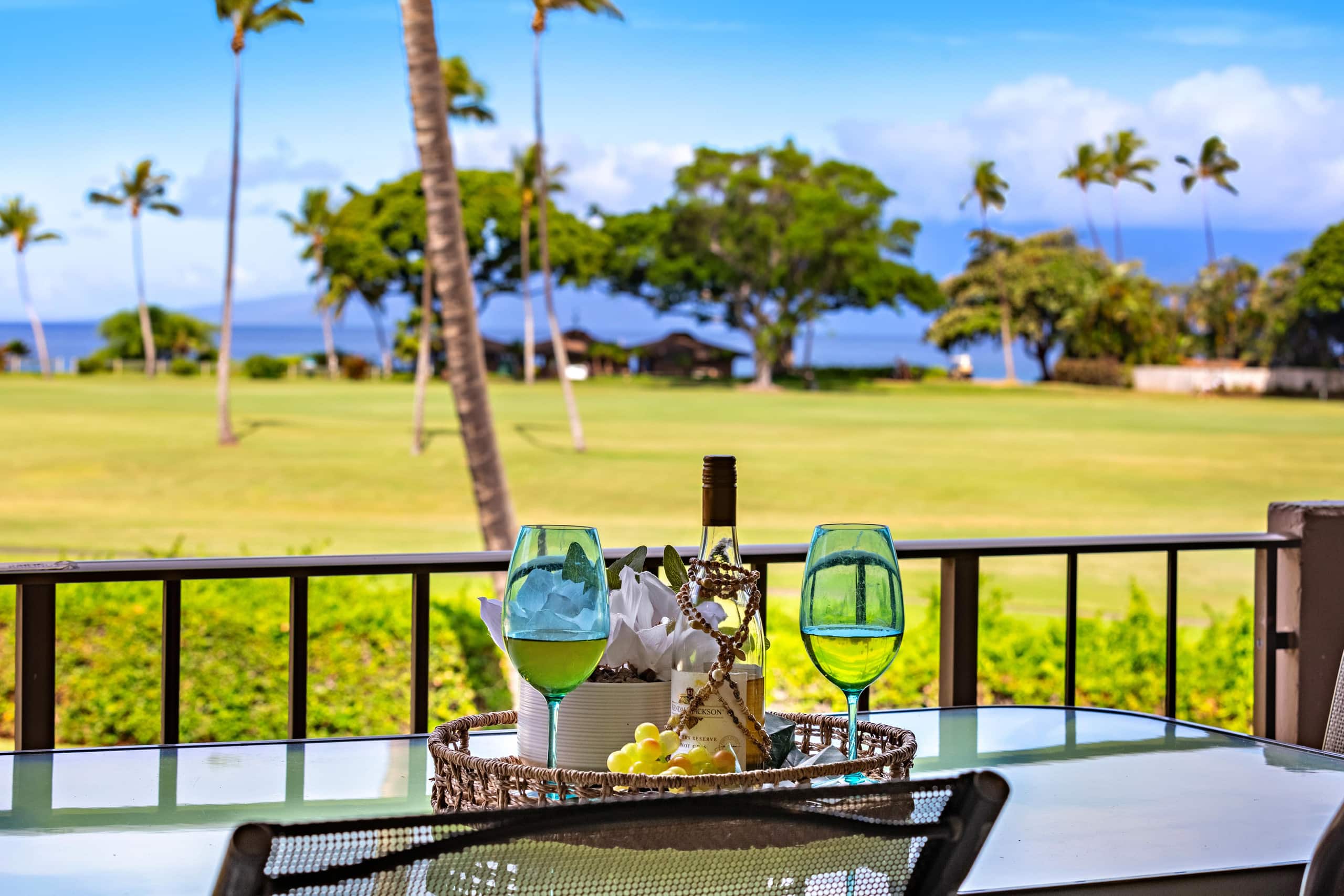 Condo in Kaanapali · ★4.8 · 1 bedroom · 2 beds · 1 bath - Image 5