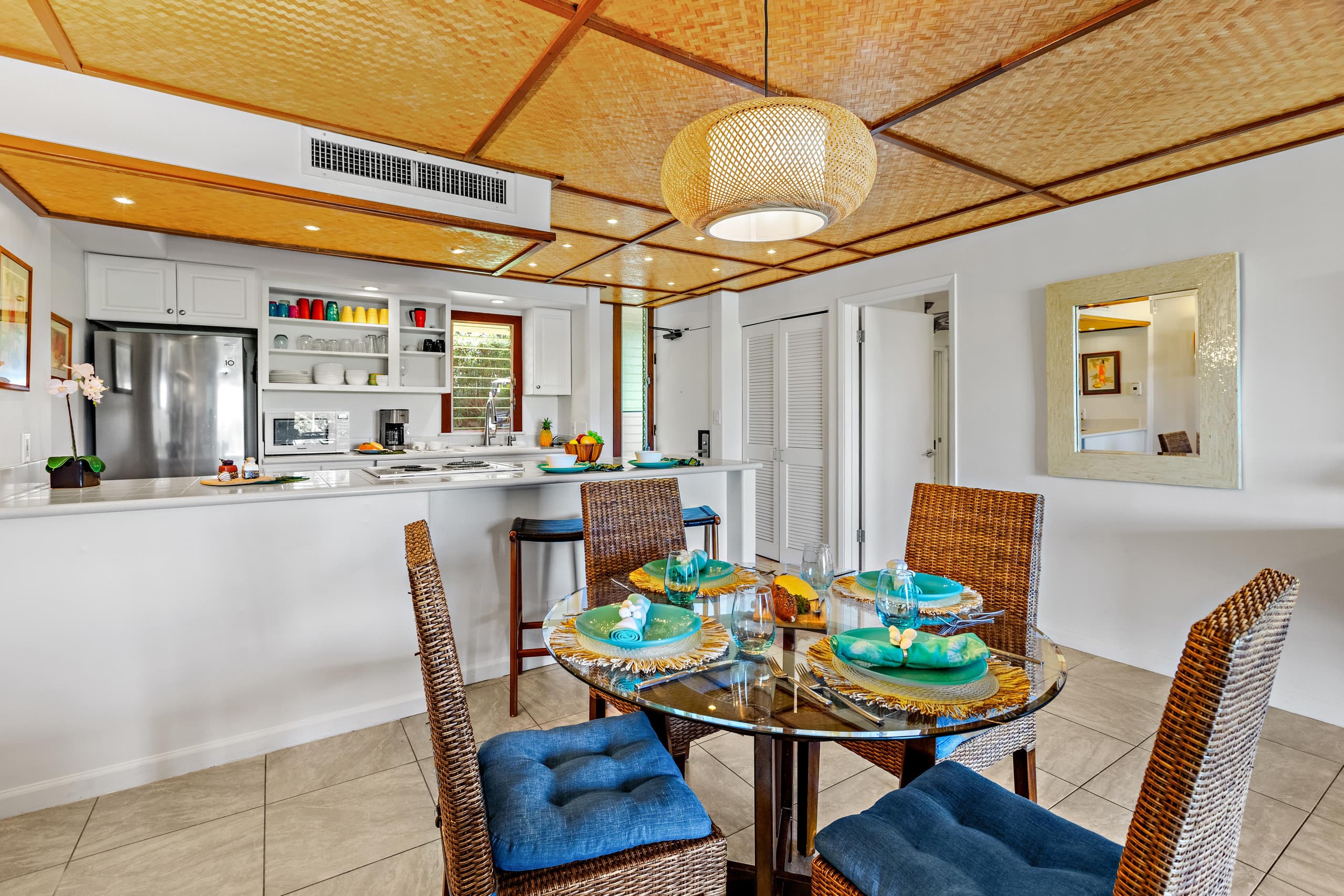 Condo in Kaanapali · ★4.69 · 1 bedroom · 2 beds · 1 bath - Photo 21