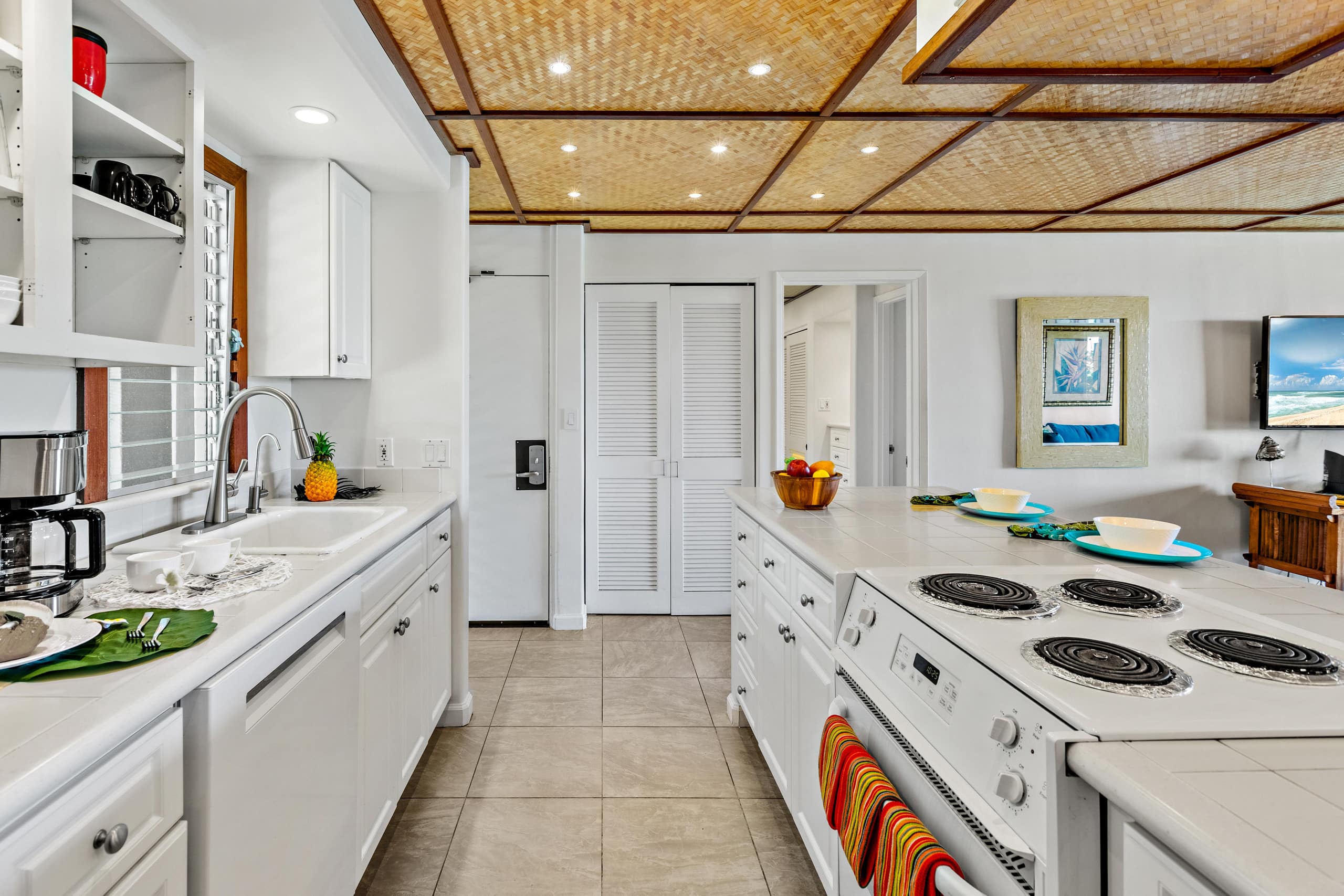 Condo in Kaanapali · ★4.69 · 1 bedroom · 2 beds · 1 bath - Photo 20