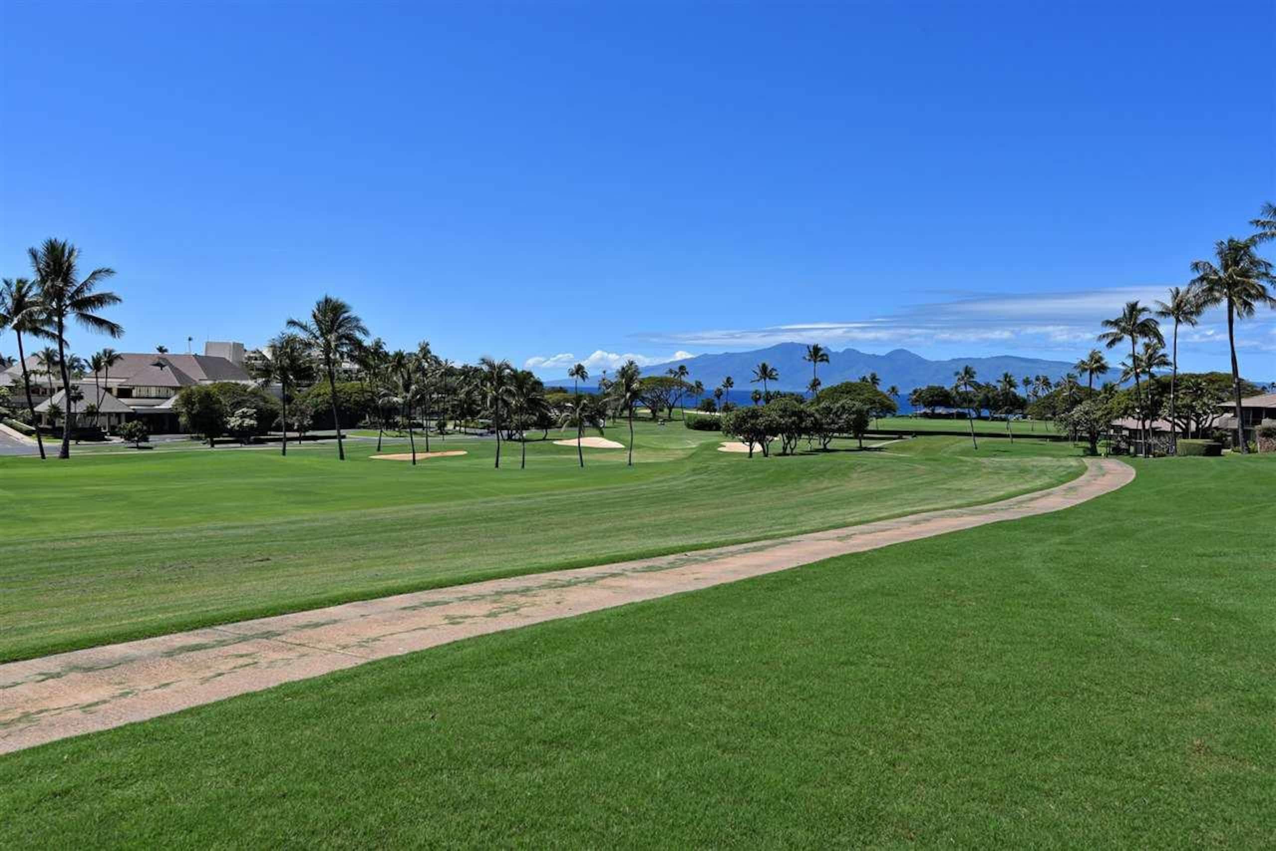 Condo in Kaanapali · ★4.69 · 1 bedroom · 2 beds · 1 bath - Photo 36