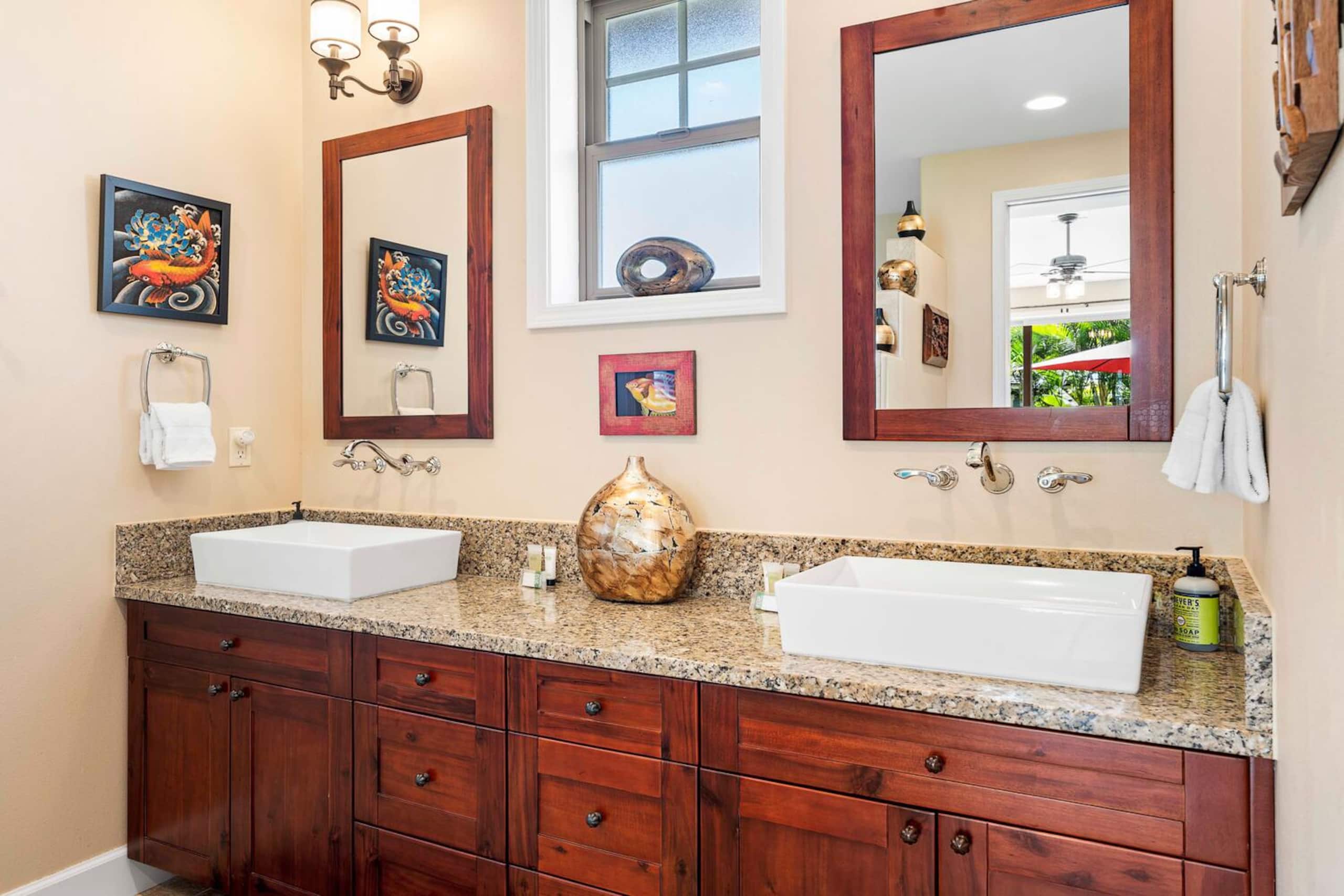 Home in Kailua-Kona · ★4.89 · 3 bedrooms · 3 beds · 3 baths - Image 8