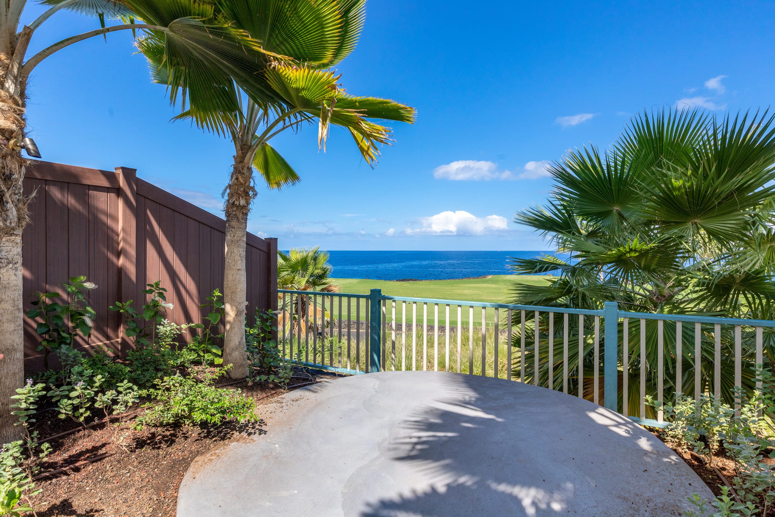 Home in Kailua-Kona · ★4.89 · 3 bedrooms · 3 beds · 3 baths - Image 53