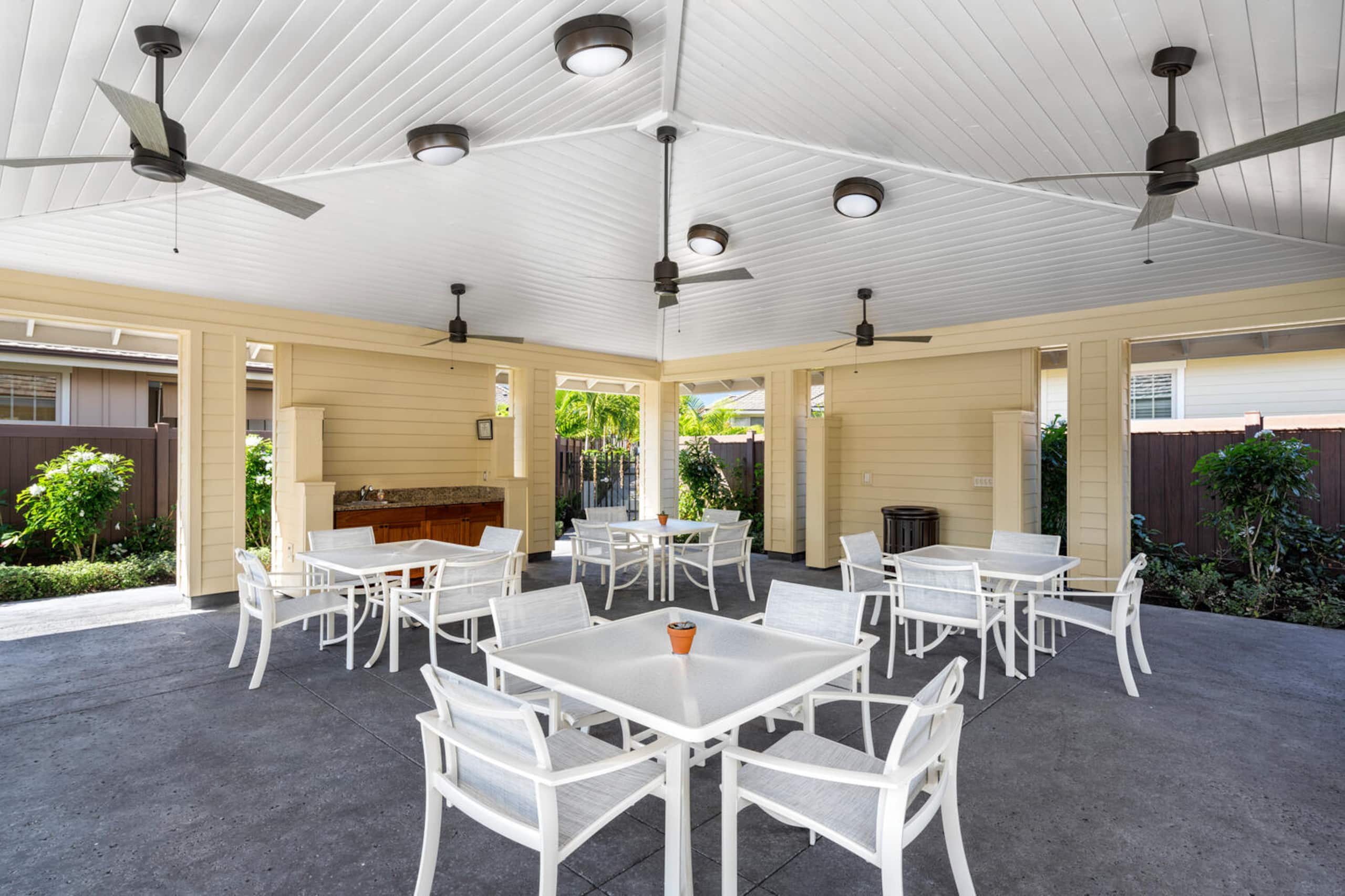 Home in Kailua-Kona · ★4.89 · 3 bedrooms · 3 beds · 3 baths - Image 50