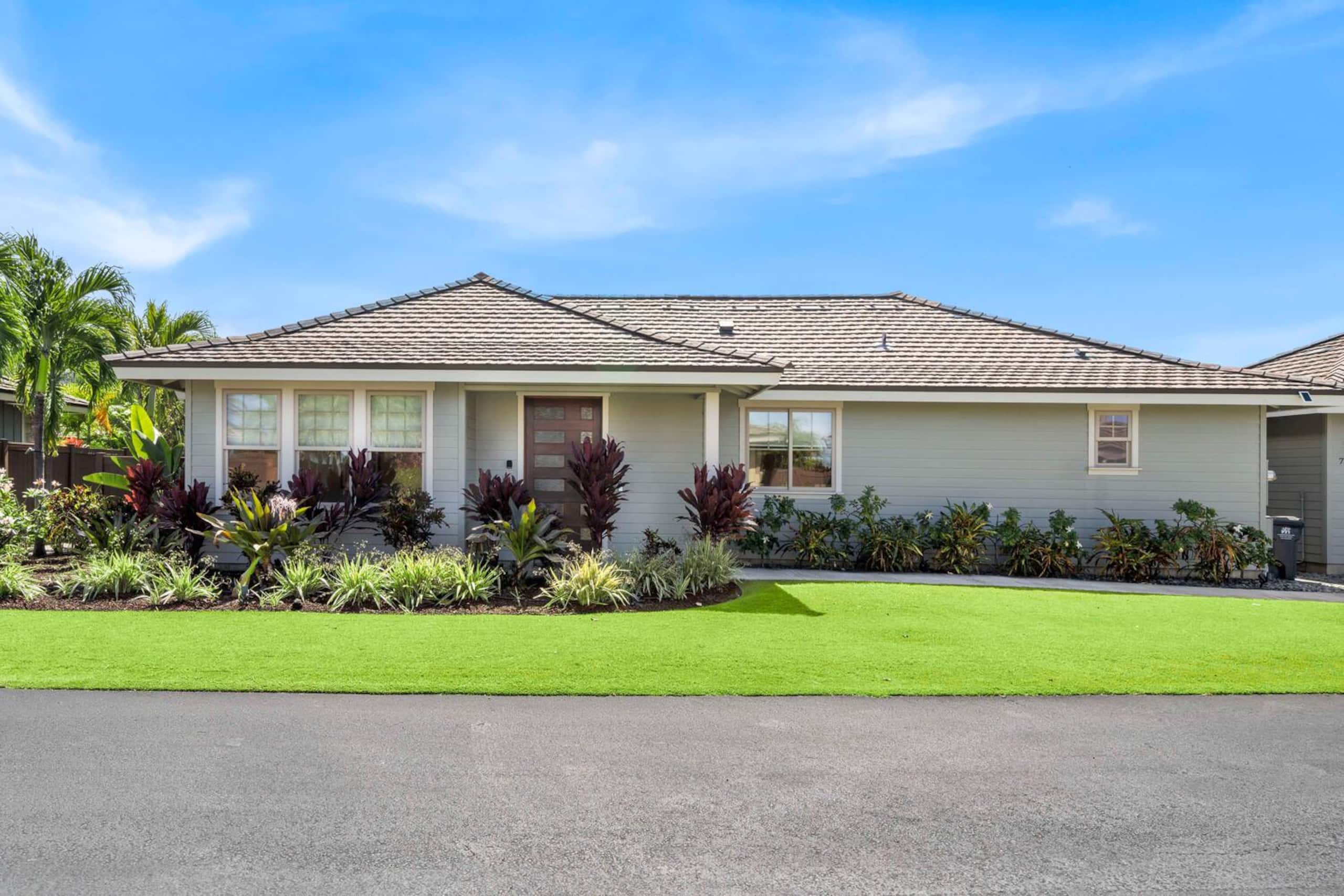 Home in Kailua-Kona · ★4.89 · 3 bedrooms · 3 beds · 3 baths - Image 42