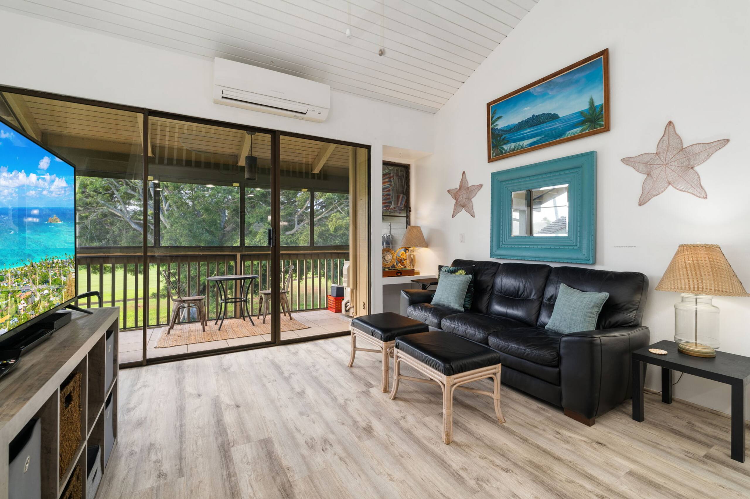 Condo in Kahuku · ★4.68 · 2 bedrooms · 3 beds · 2 shared baths - Image 2