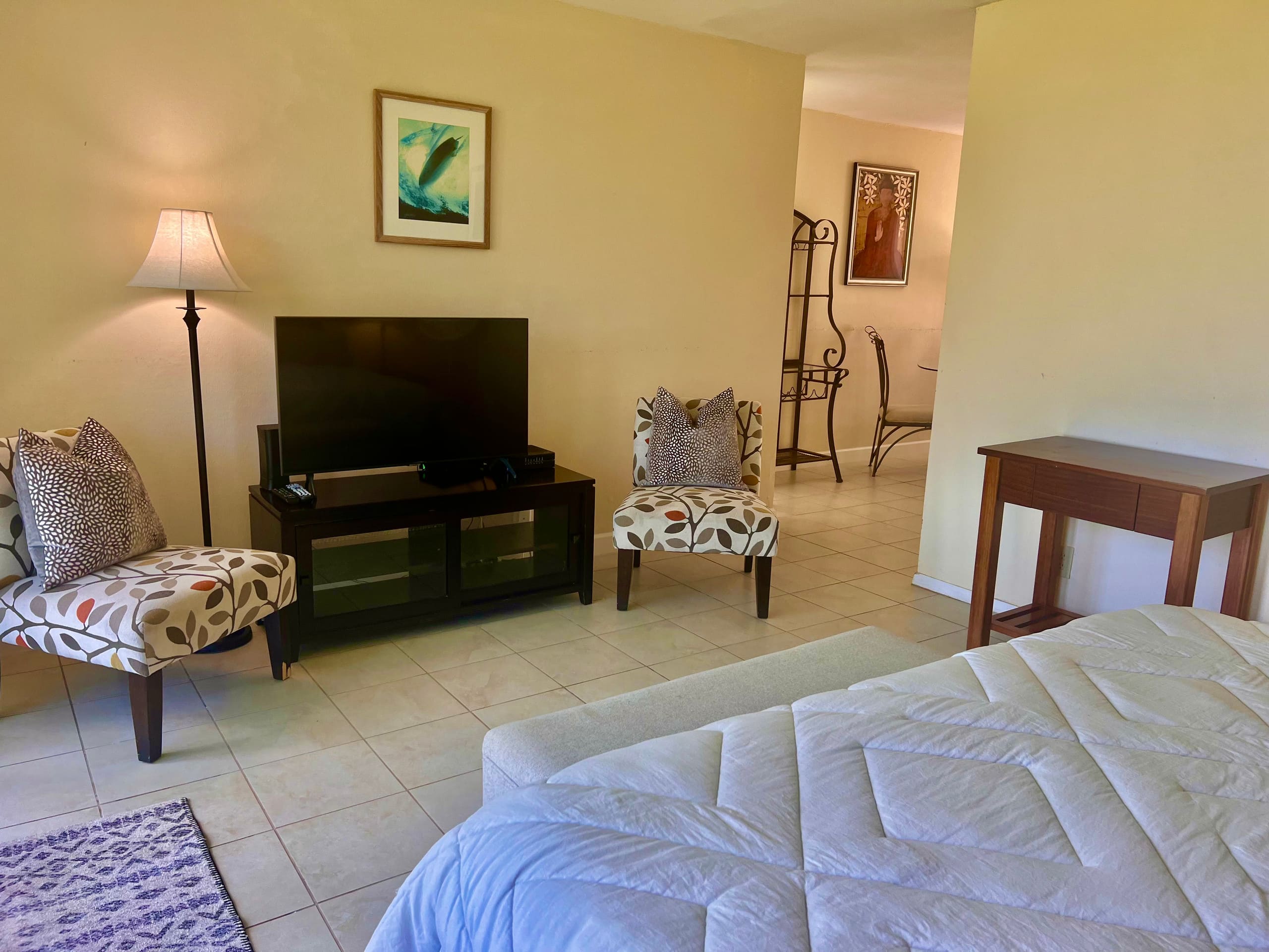 Condo in Kahuku · ★4.71 · 1 bedroom · 2 beds · 1 shared bath - Image 3