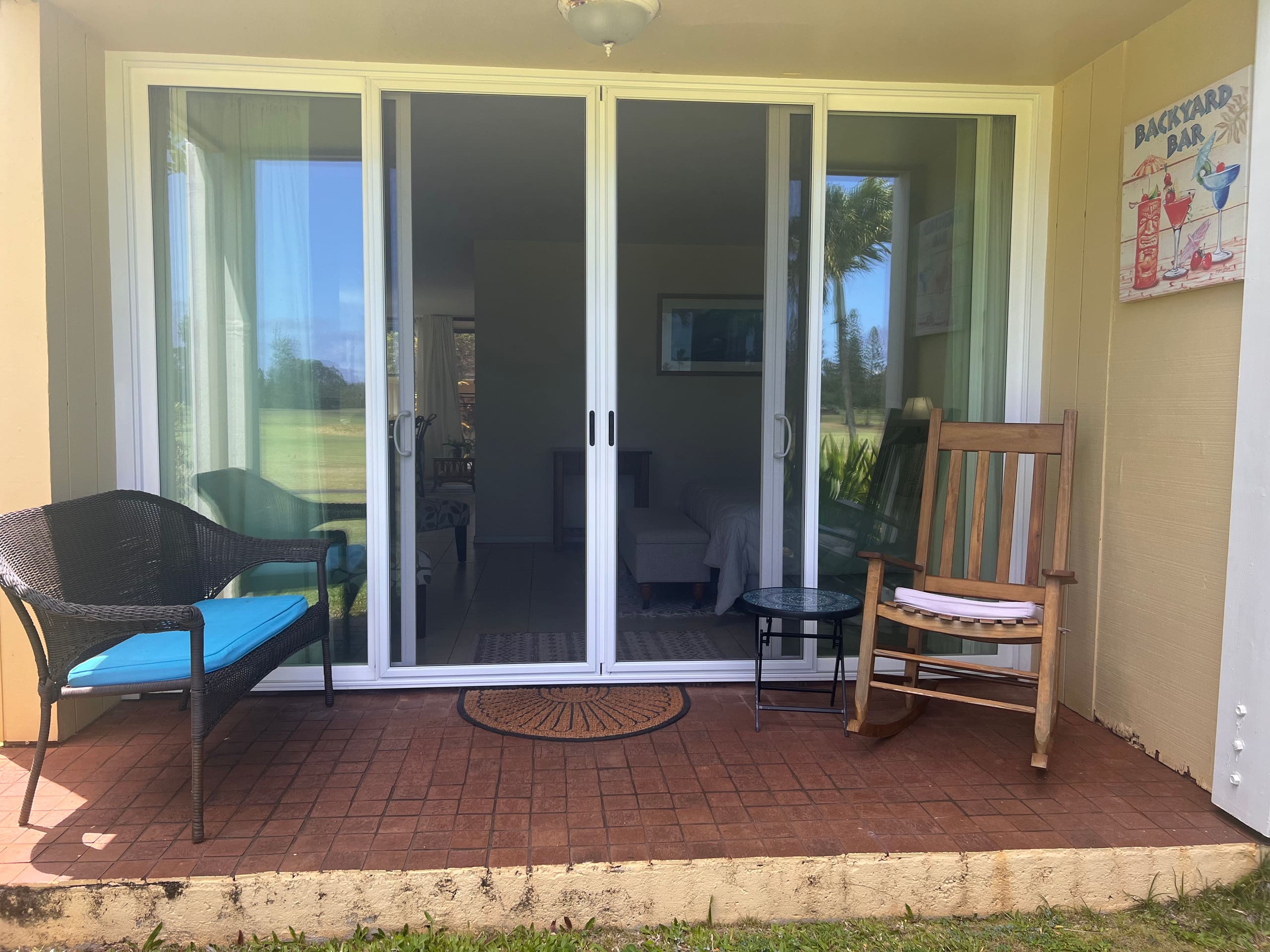 Condo in Kahuku · ★4.71 · 1 bedroom · 2 beds · 1 shared bath - Image 11