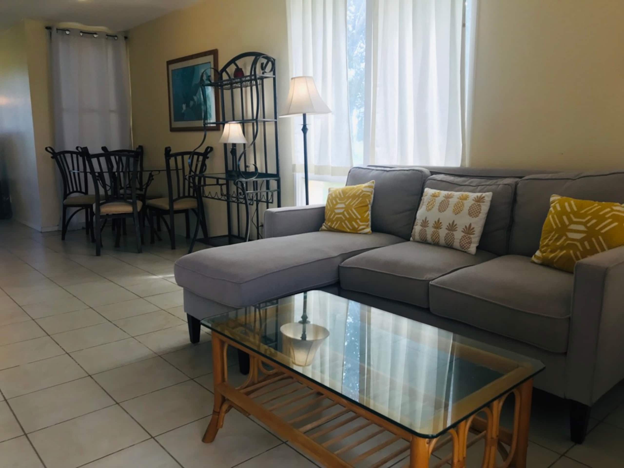 Condo in Kahuku · ★4.71 · 1 bedroom · 2 beds · 1 shared bath - Image 17