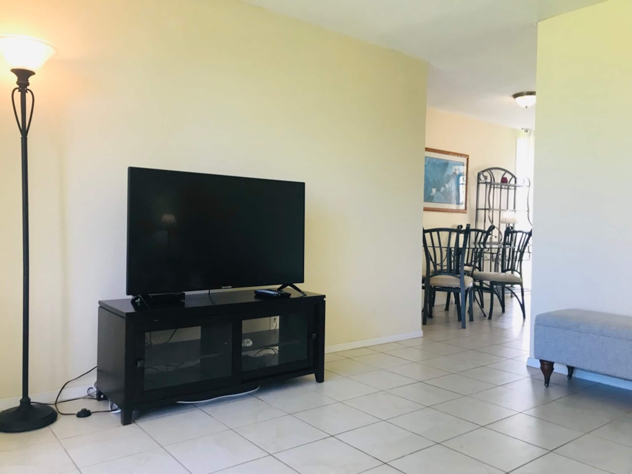 Condo in Kahuku · ★4.71 · 1 bedroom · 2 beds · 1 shared bath - Image 13