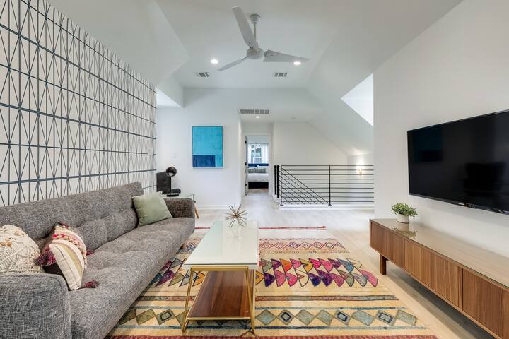 UT Football Fave – Pool, 2 Miles to Downtown ATX gallery image 4