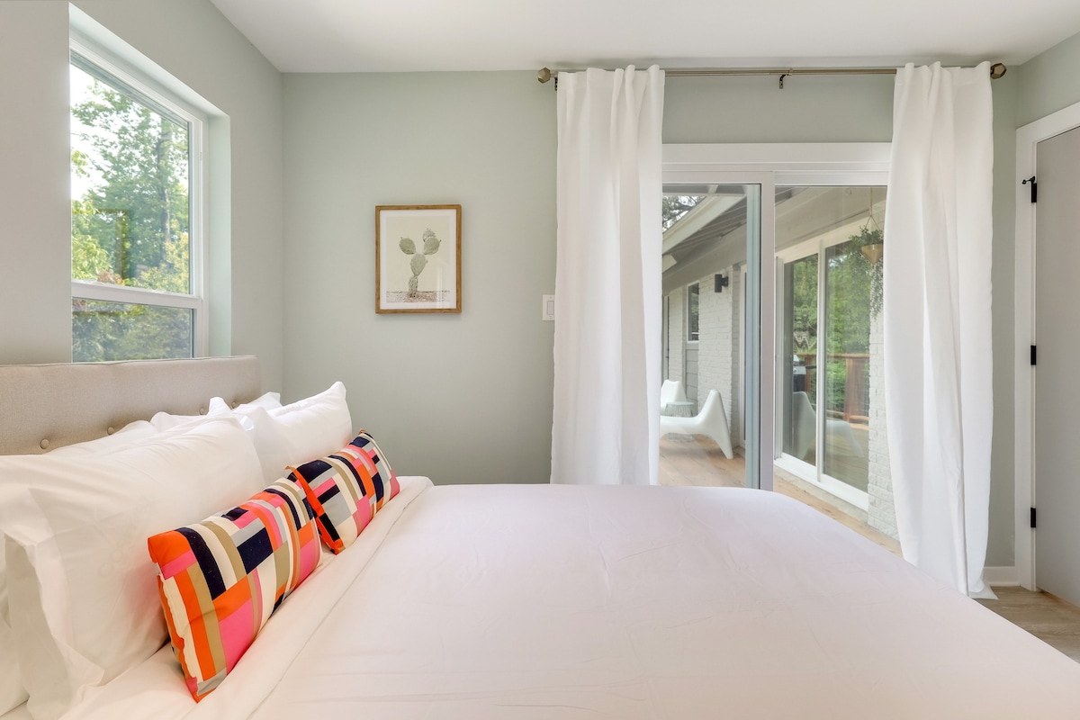 Slaapkamer 1 heeft 2 queensize bedden en is geschikt voor 4 personen