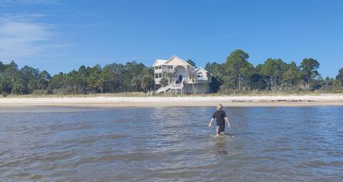 Beachfront, kid friendly seas, seclusion, nature