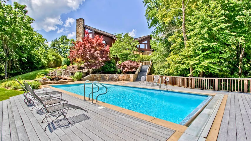 Ayres Vacation Rentals managed Airbnb listing 1