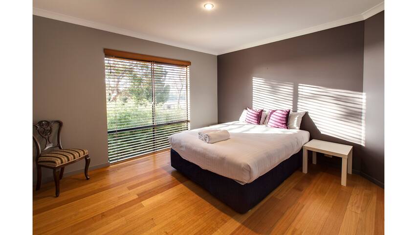 Roo-topia at Chez Nous—A Yallingup Sanctuary gallery image 4