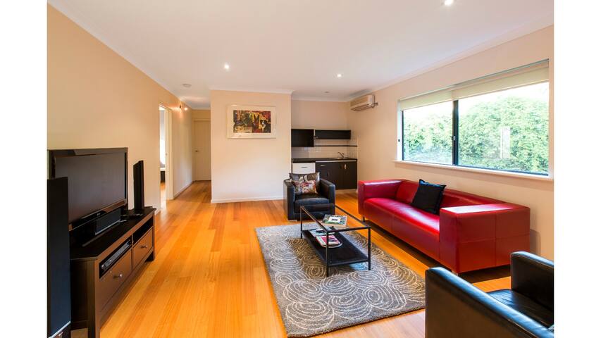 Roo-topia at Chez Nous—A Yallingup Sanctuary gallery image 3