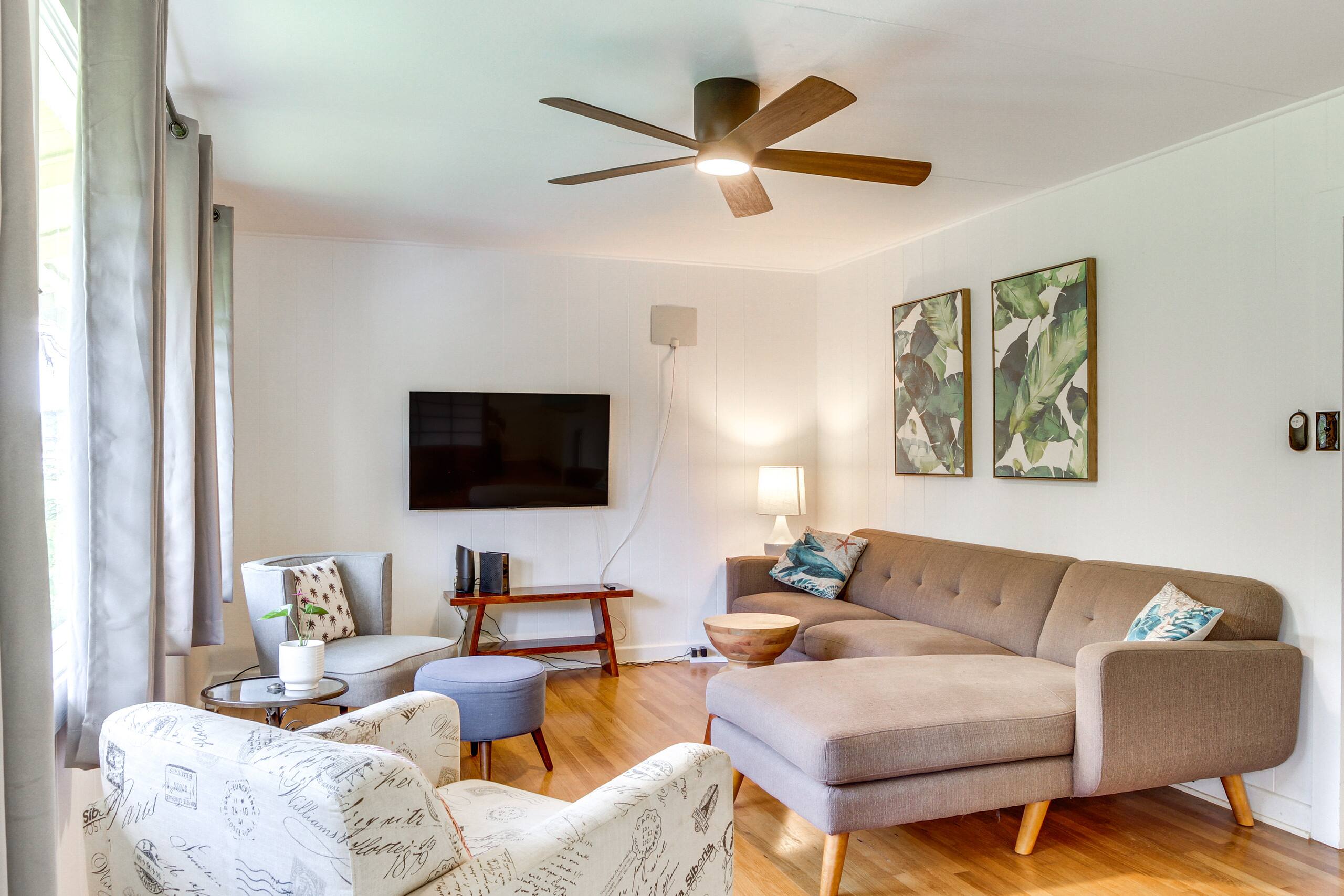 Home in Hilo · ★4.66 · 3 bedrooms · 3 beds · 2 shared baths - Image 3
